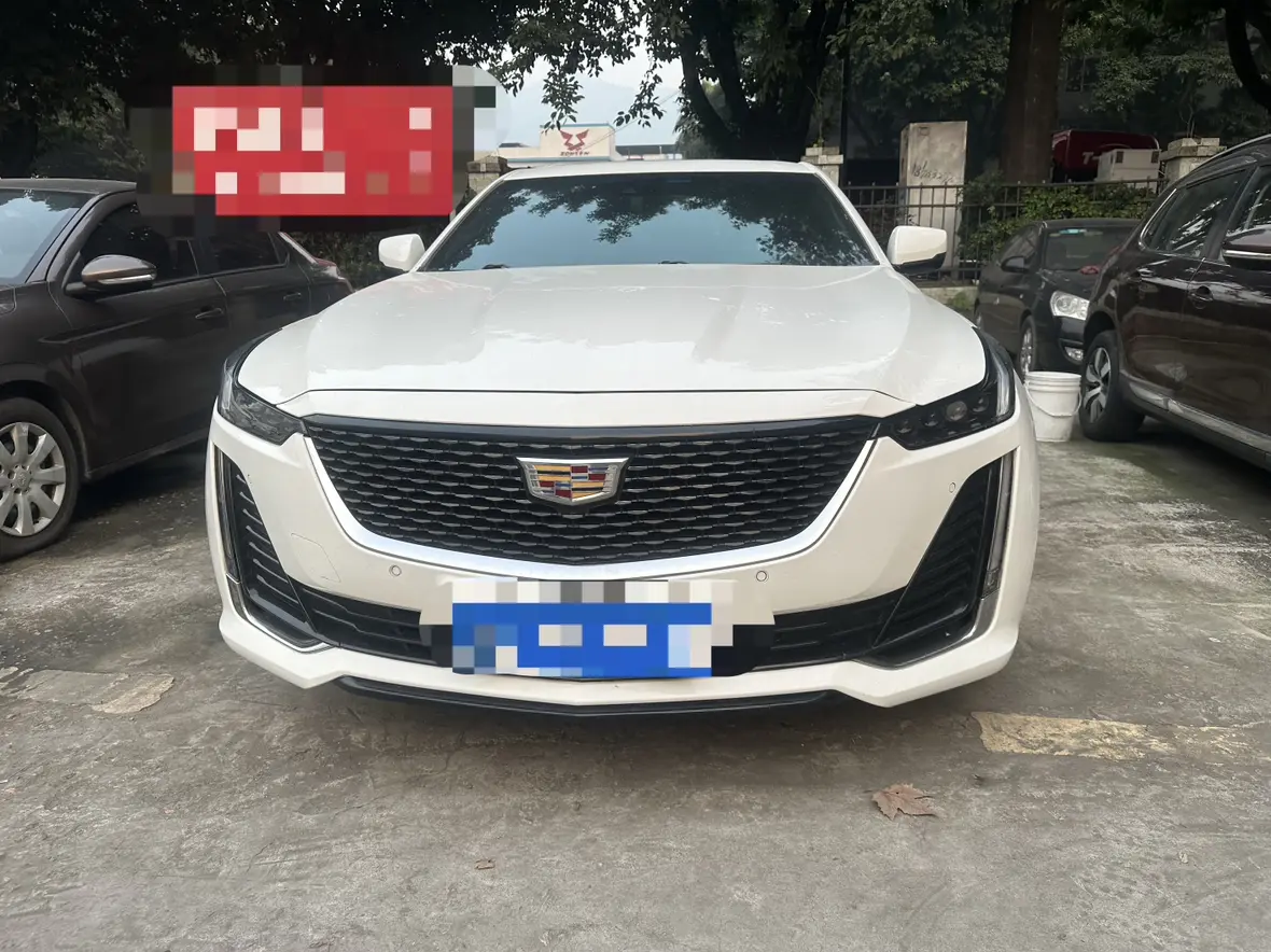 Cadillac CT5  из Китая