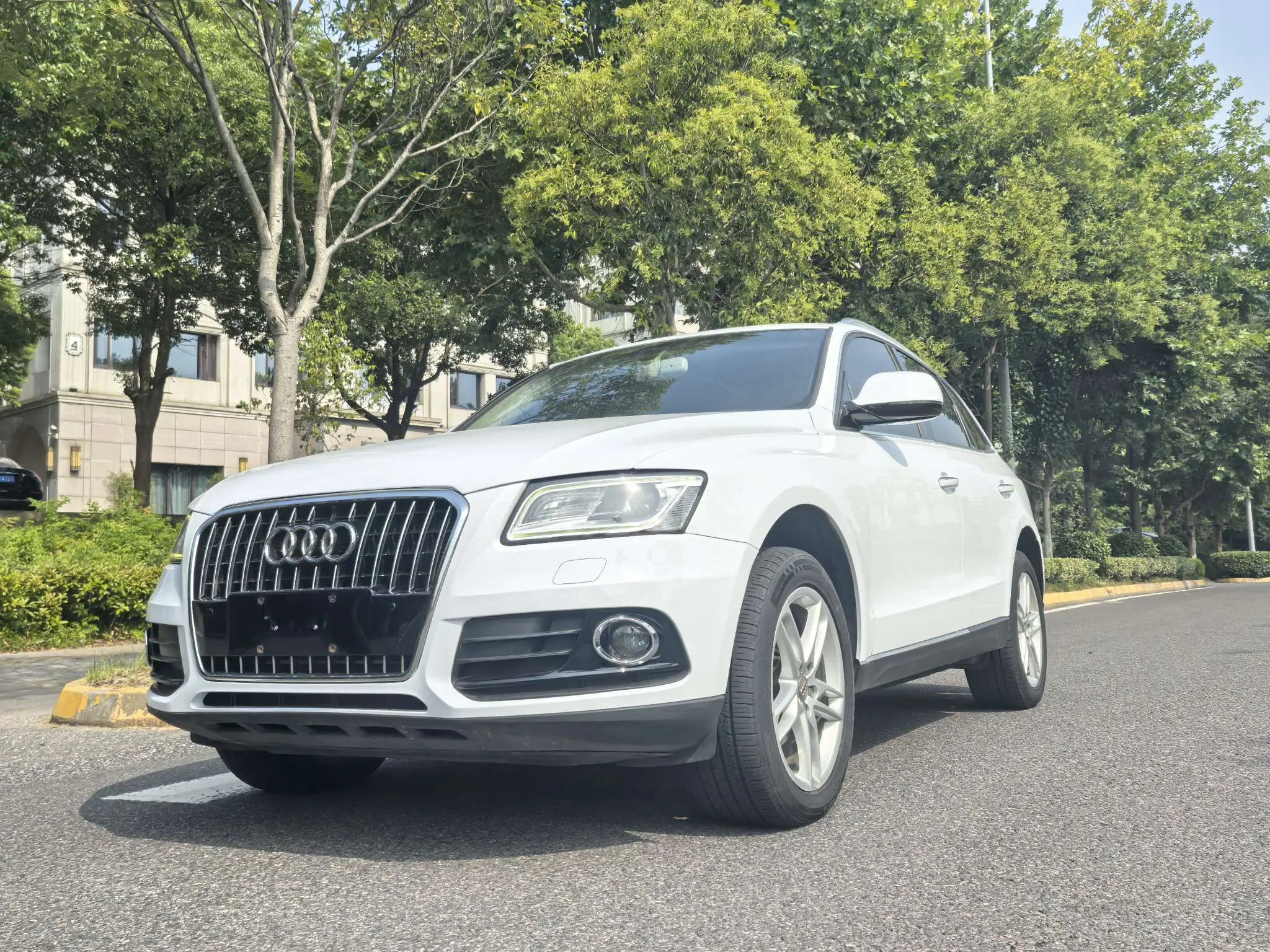 Audi Q5  из Китая