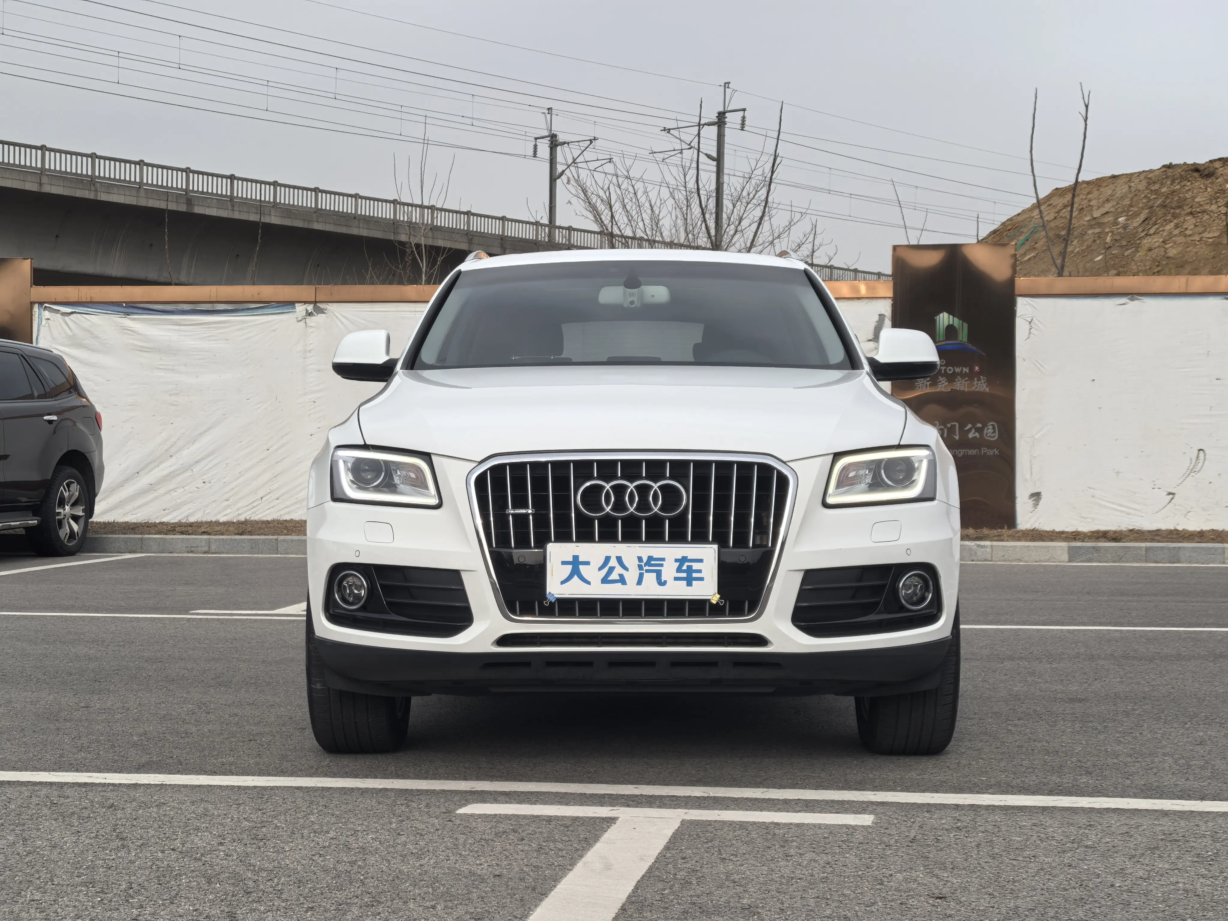 Audi Q5  из Китая