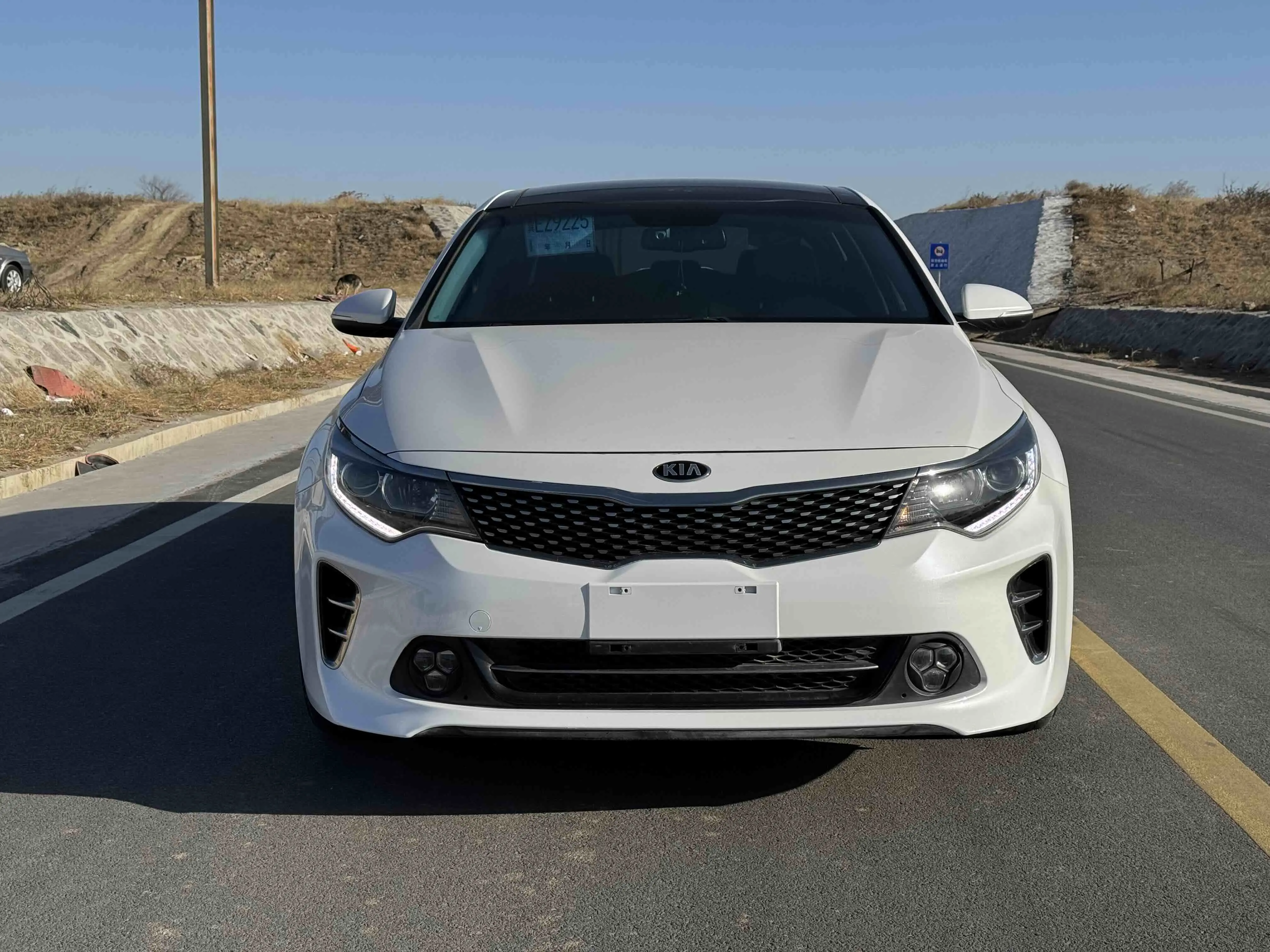 Kia K5  из Китая