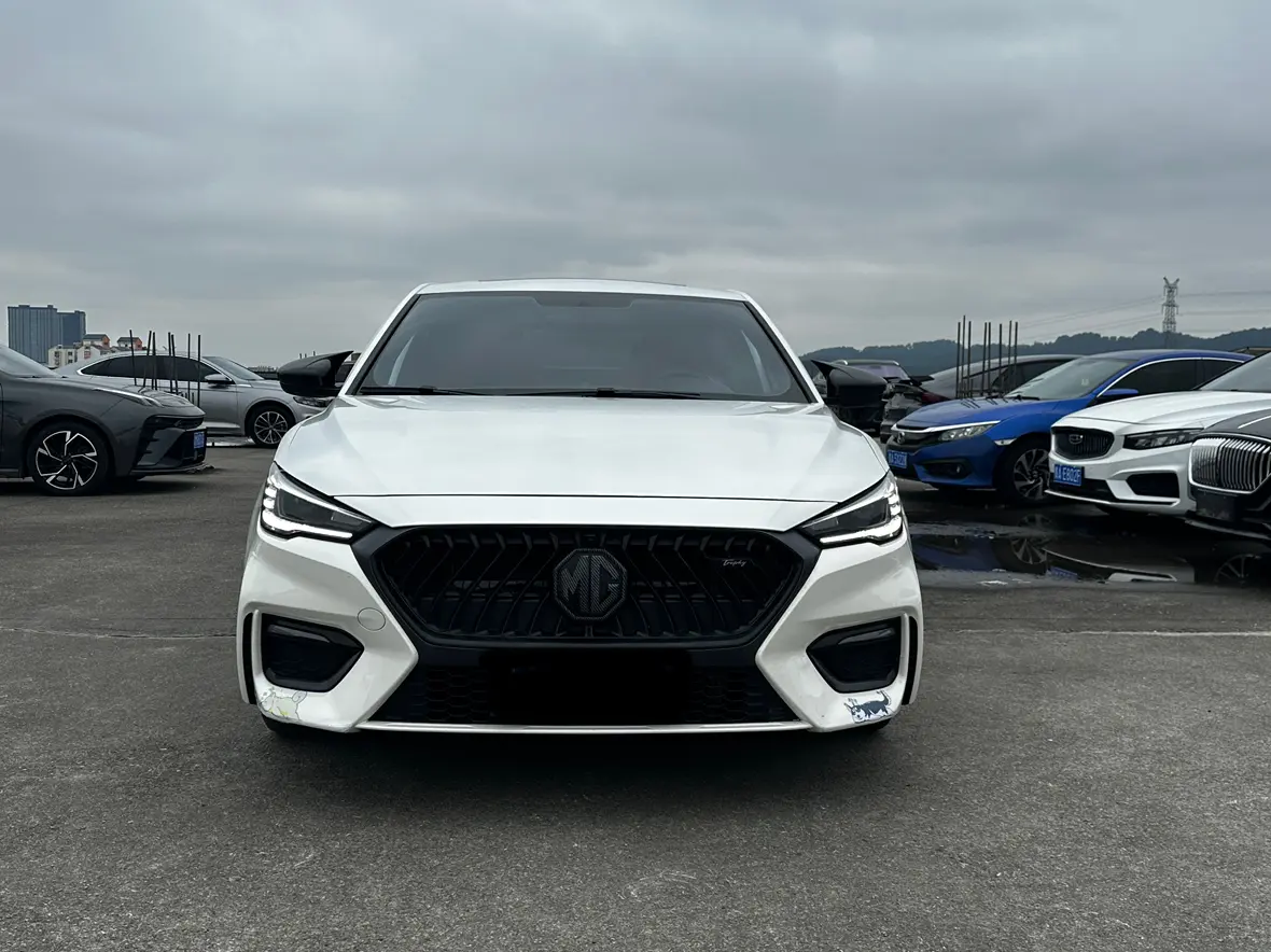 MG 6  из Китая