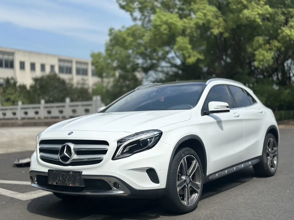 Mercedes-Benz GLA  из Китая