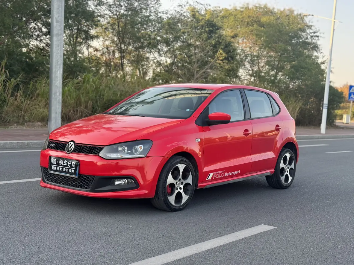 Volkswagen Polo  из Китая