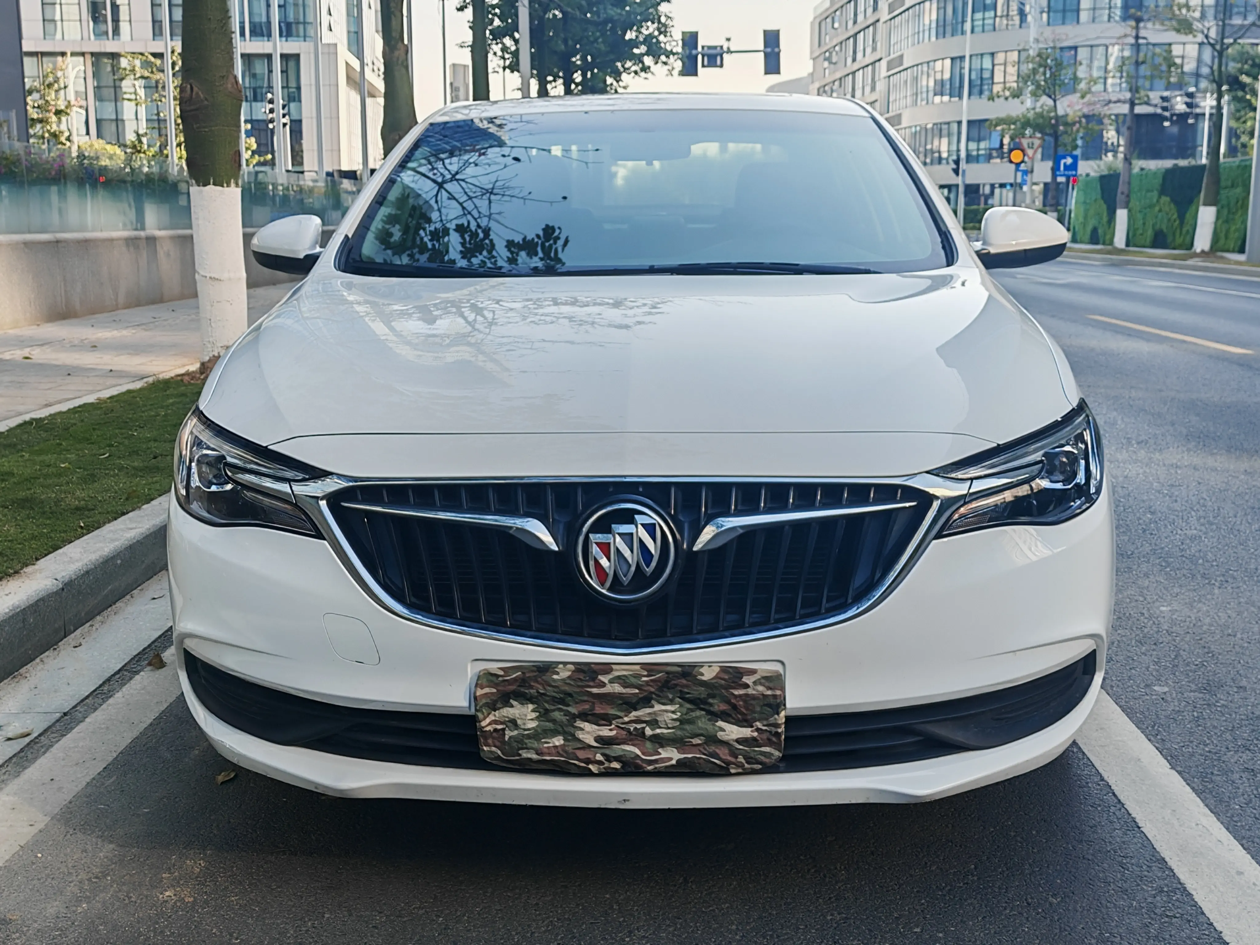 Buick Yinglang  из Китая