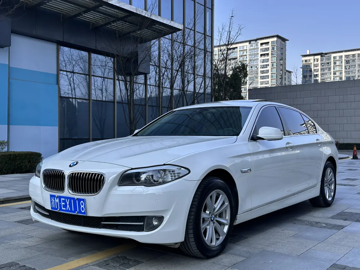BMW 5 Series  из Китая