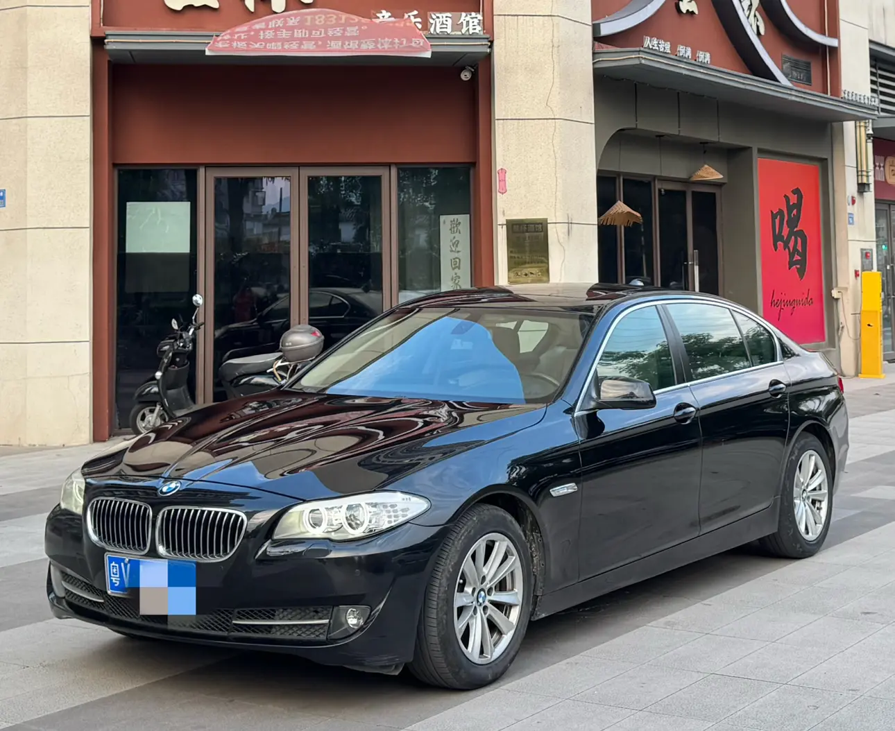 BMW 5 Series  из Китая