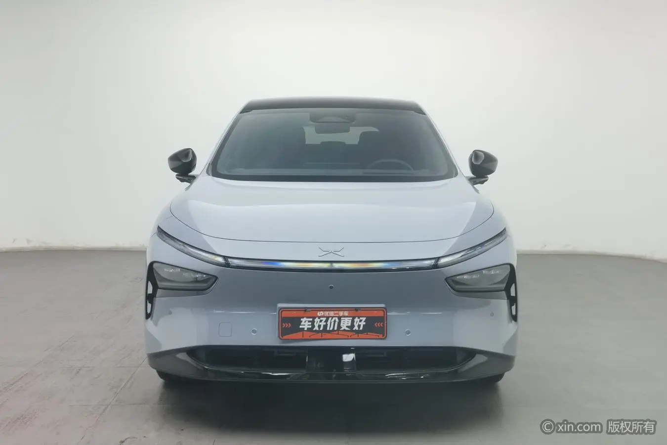 Xpeng G7  из Китая