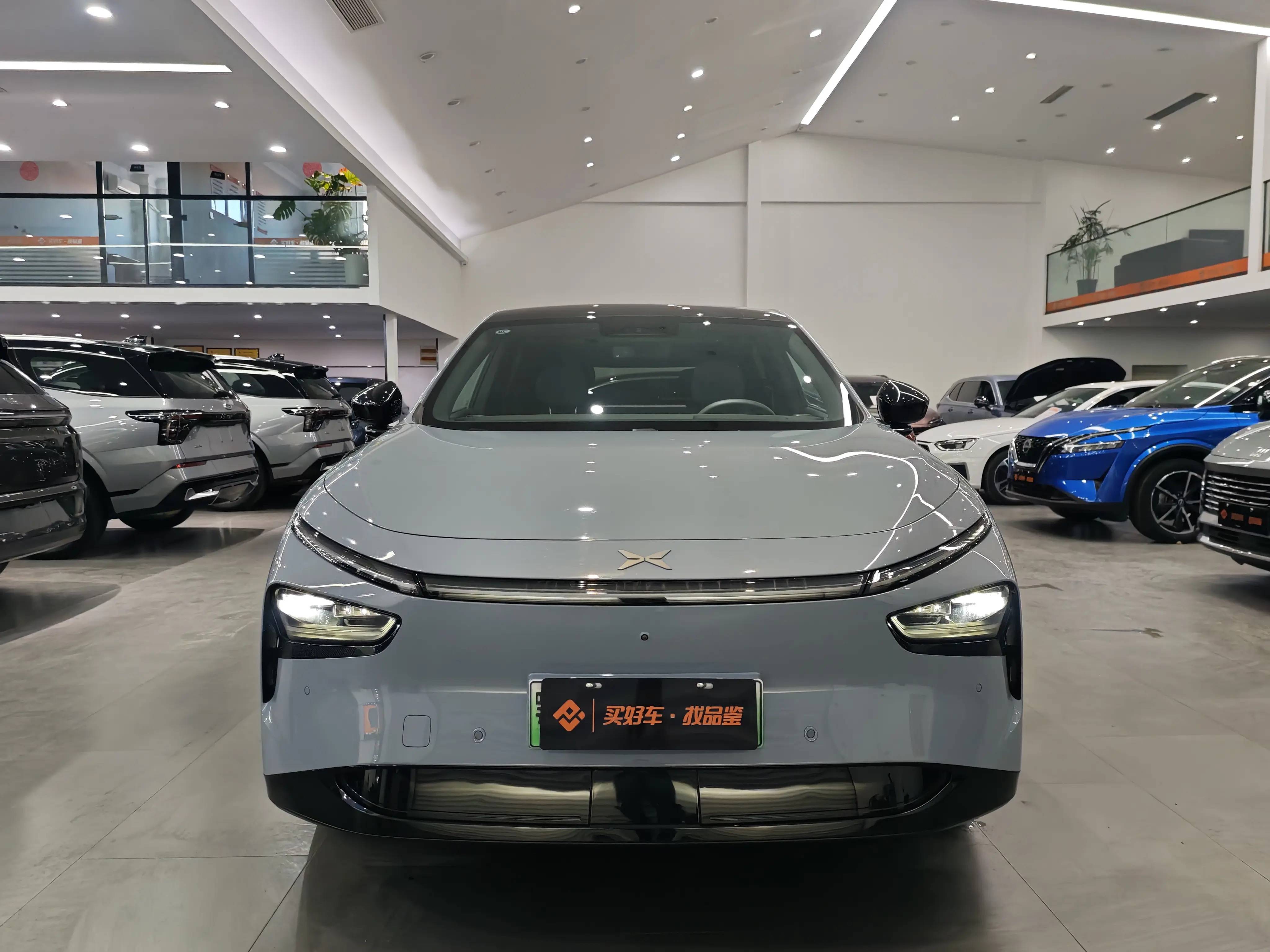 Xpeng G7  из Китая