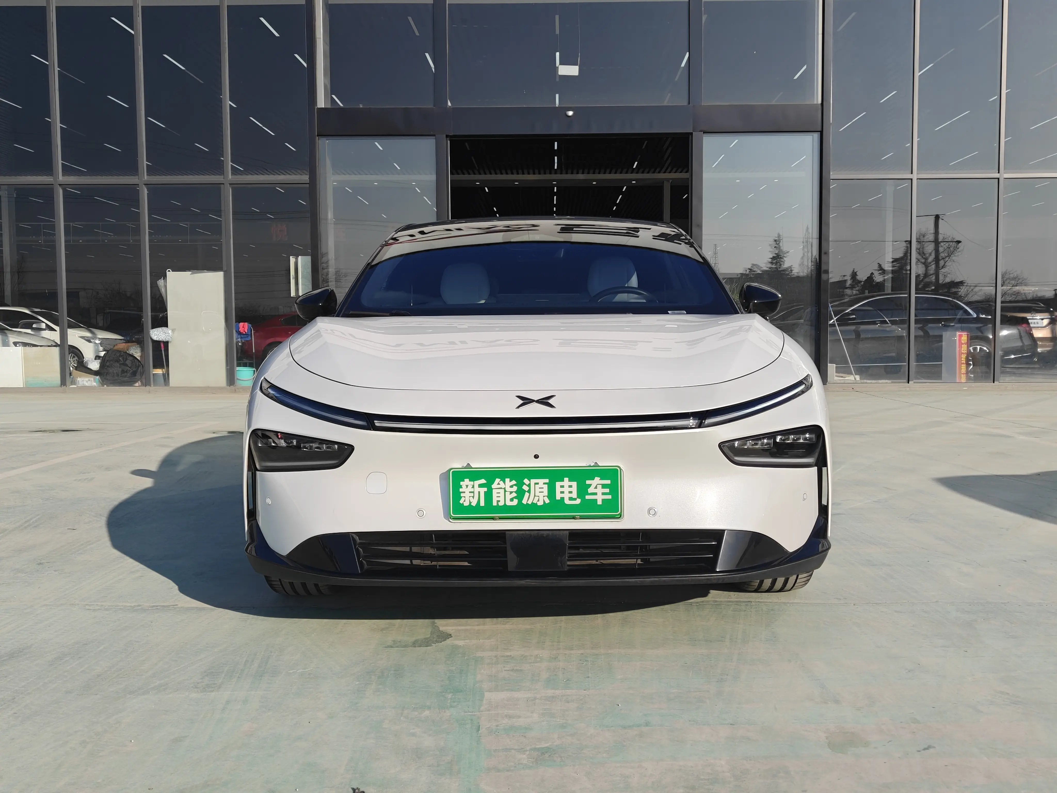 Xpeng P7+  из Китая