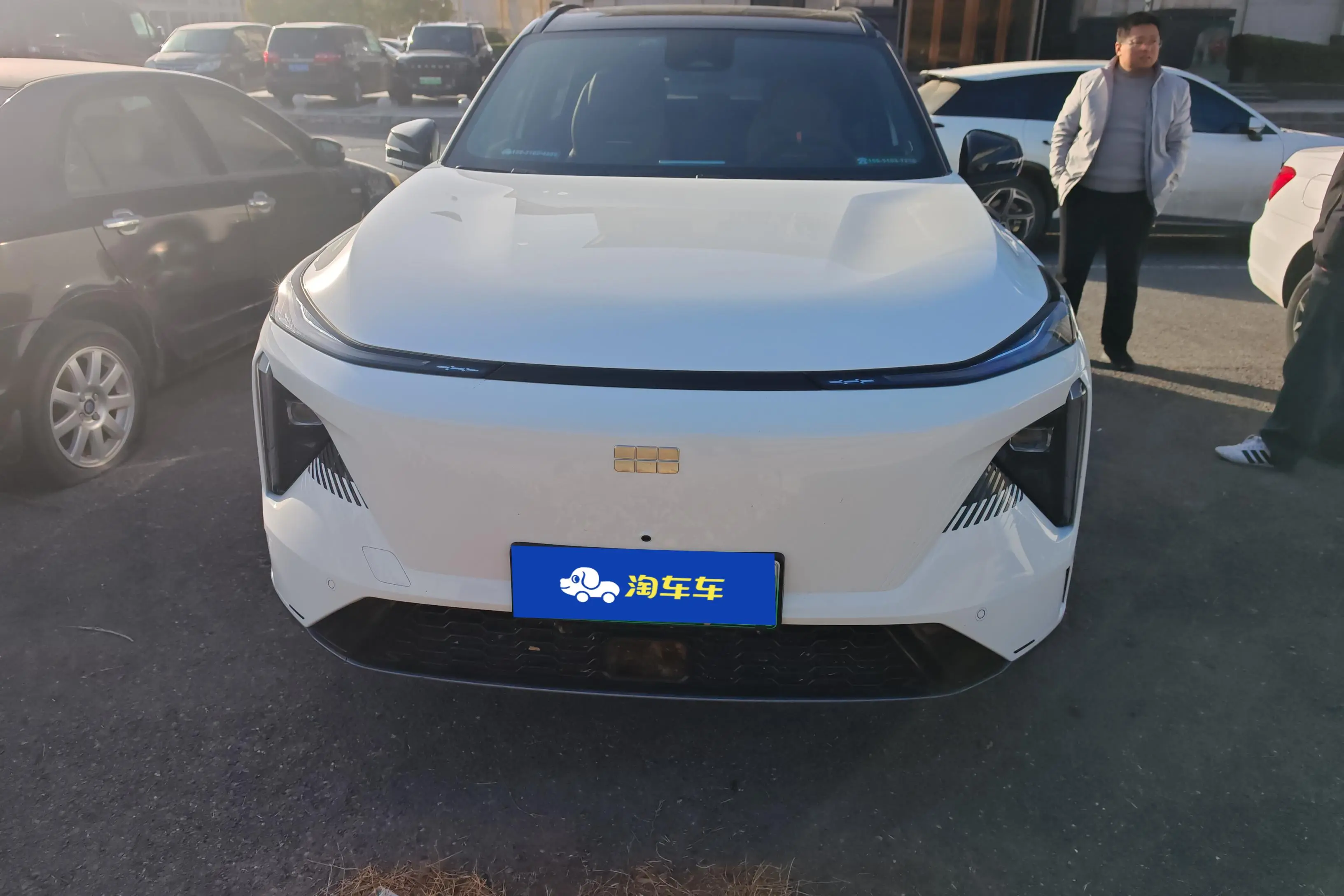 Geely Galaxy L7  из Китая