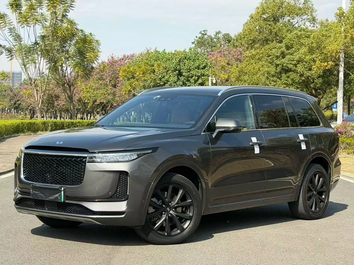 Li ONE (Ideal ONE)  из Китая