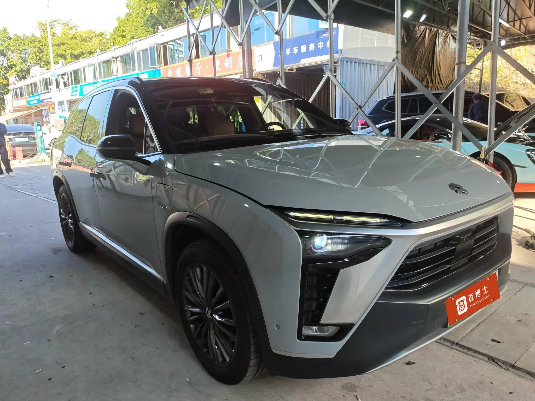 NIO ES8  из Китая