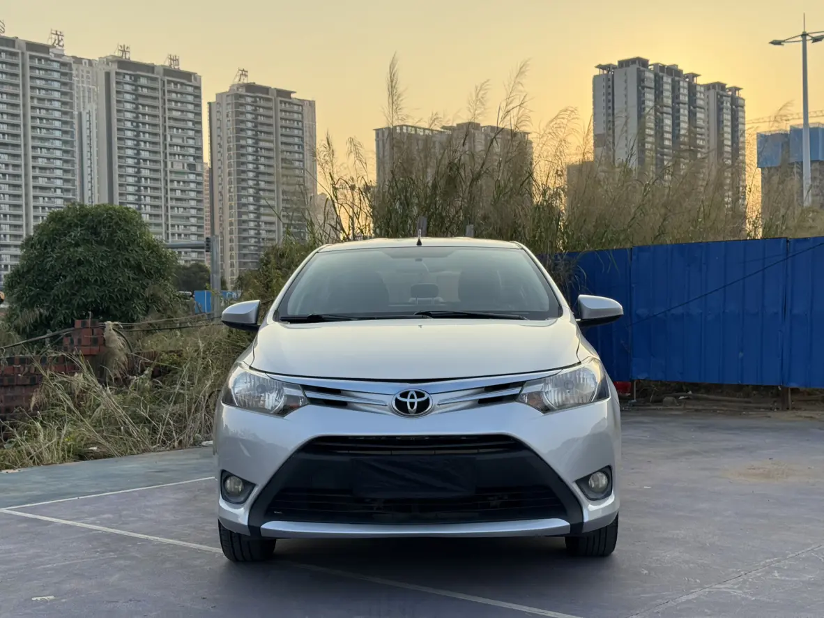 Toyota Vios  из Китая
