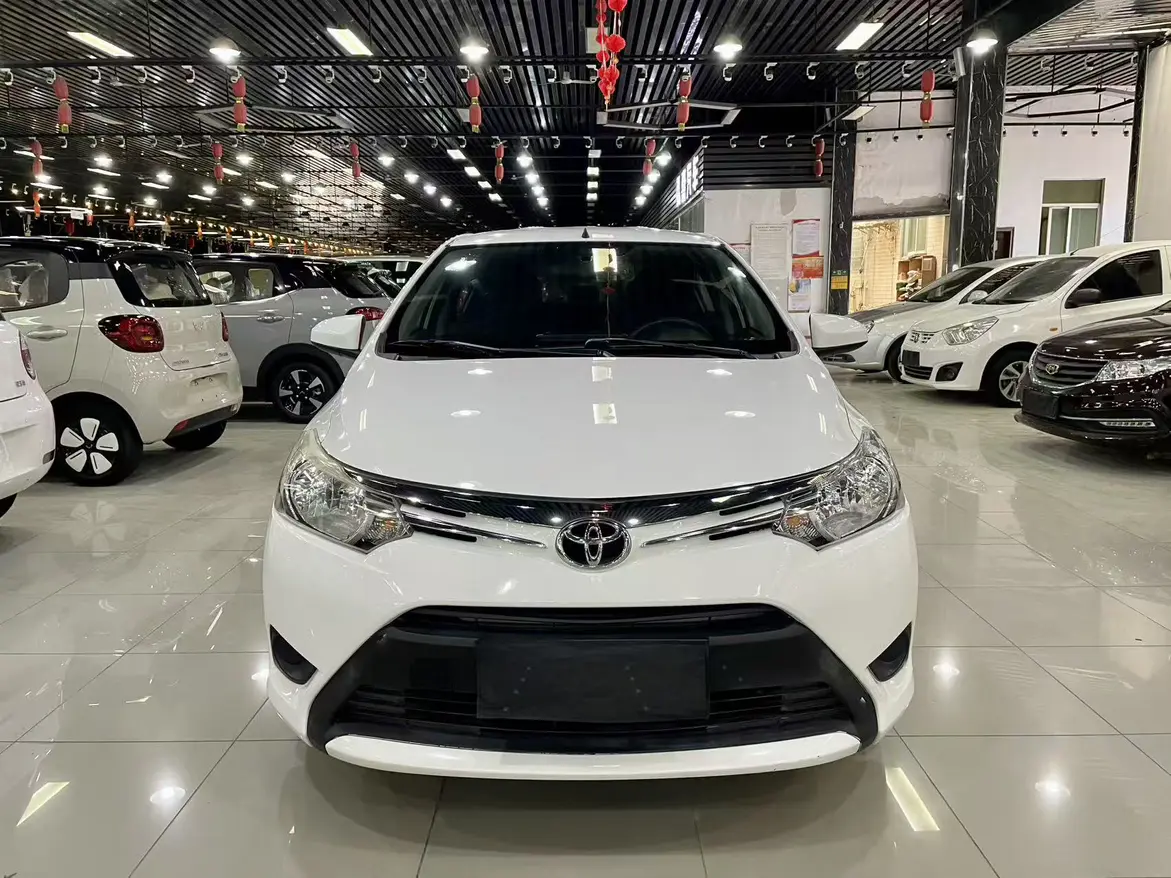 Toyota Vios  из Китая