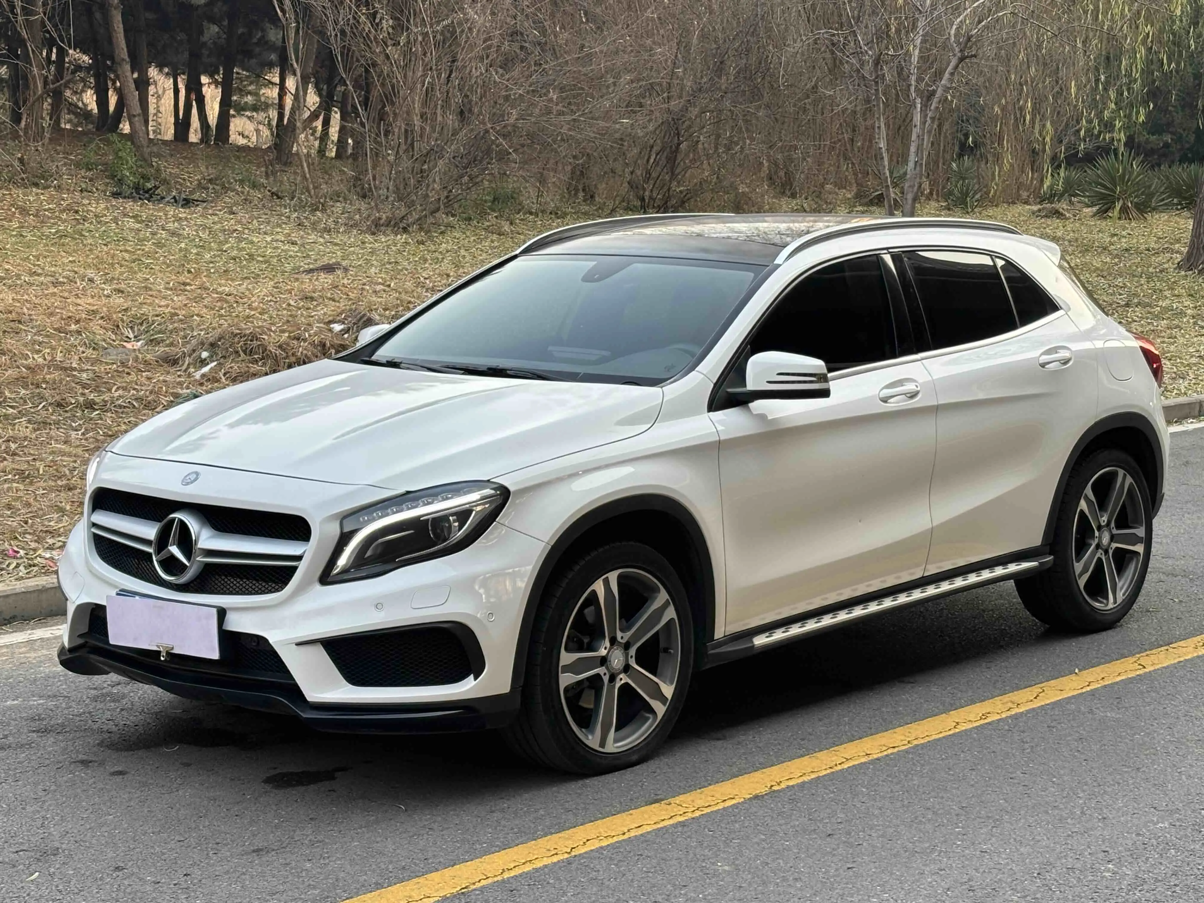 Mercedes-Benz GLA  из Китая