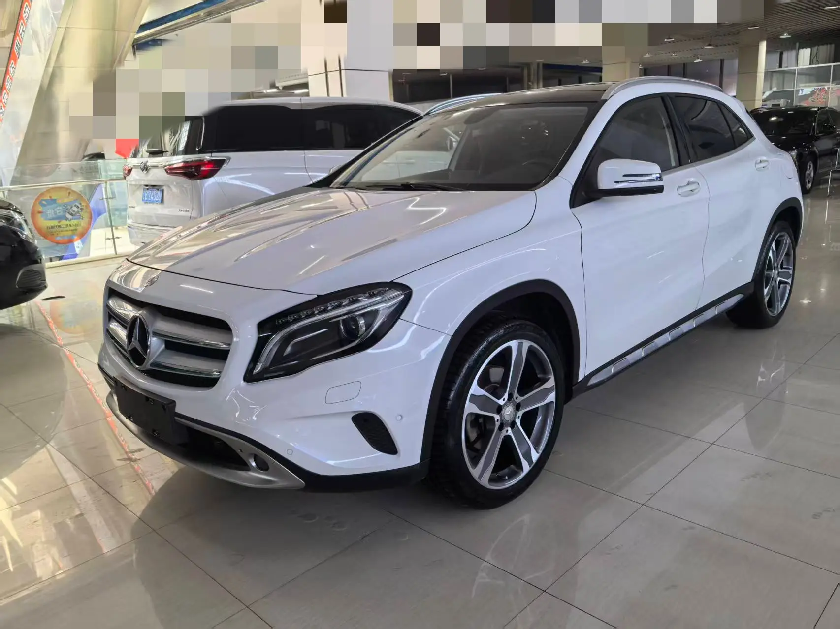 Mercedes-Benz GLA  из Китая