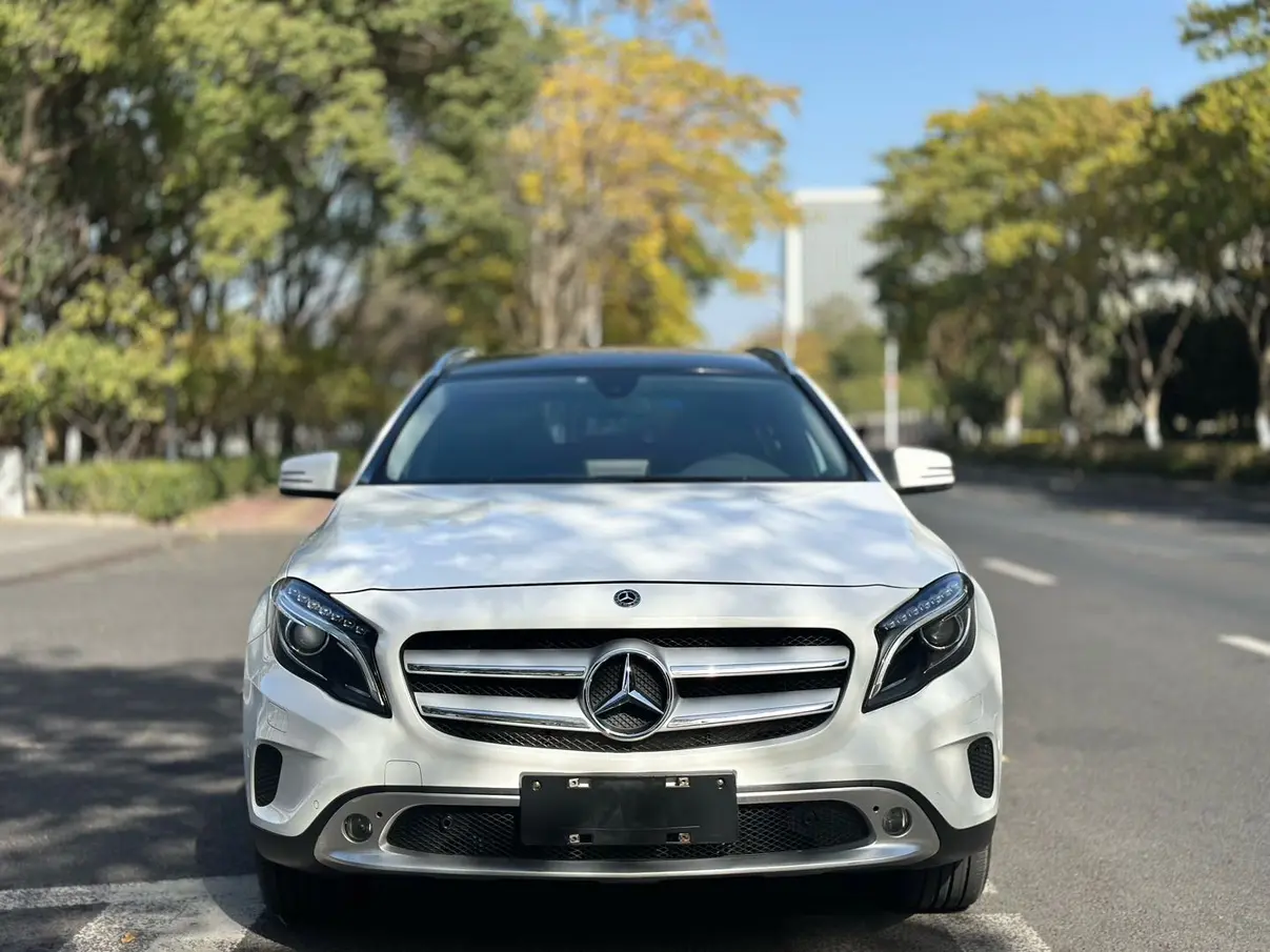 Mercedes-Benz GLA  из Китая