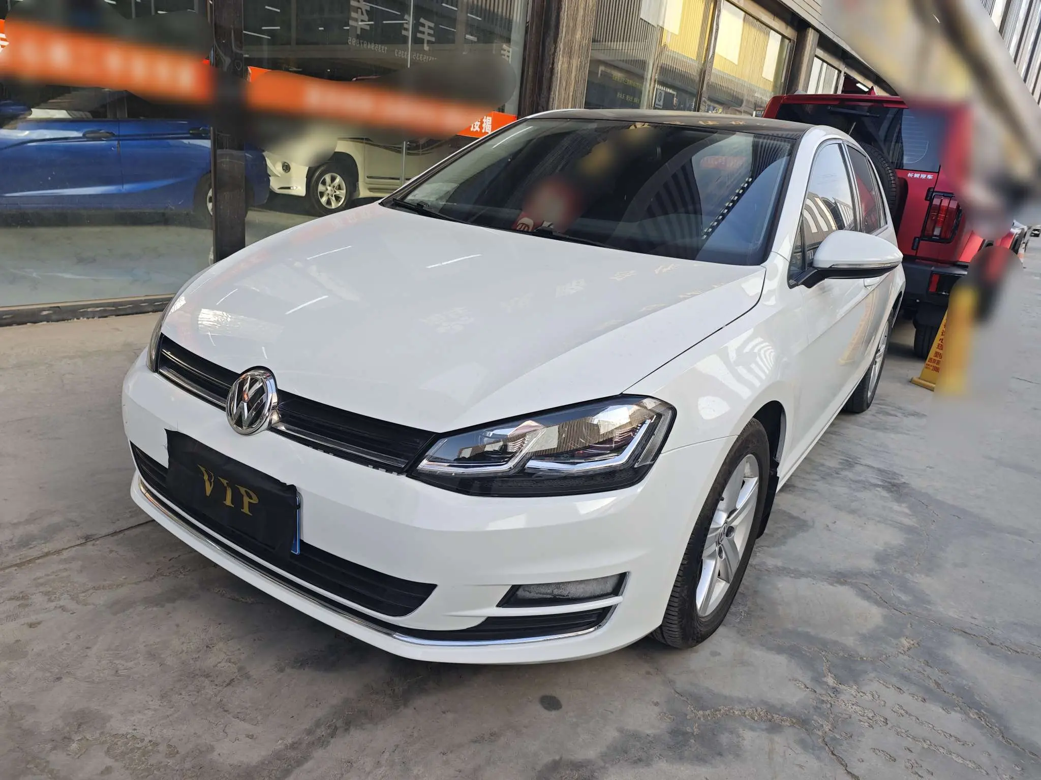 Volkswagen Golf  из Китая