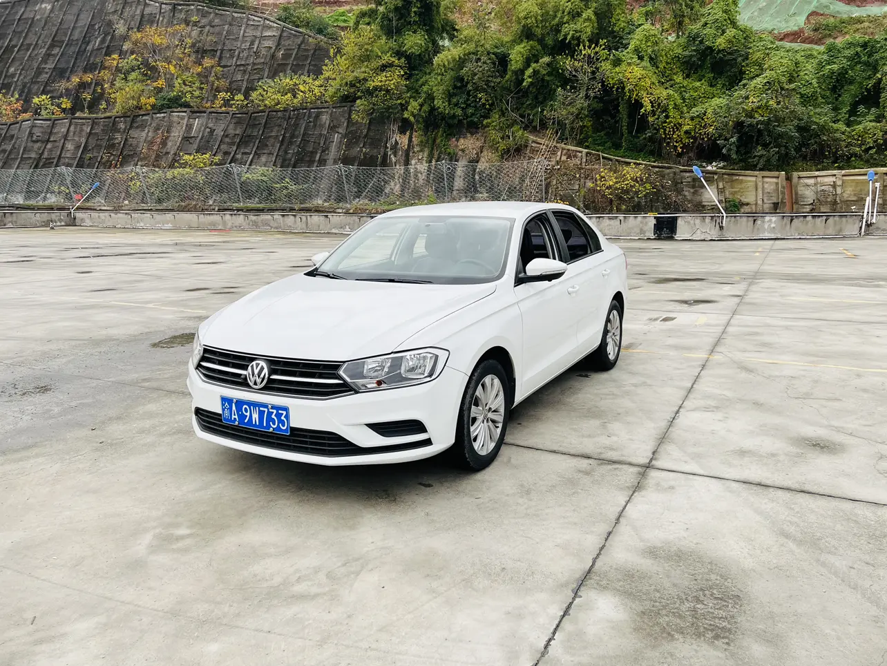 Volkswagen Bora  из Китая