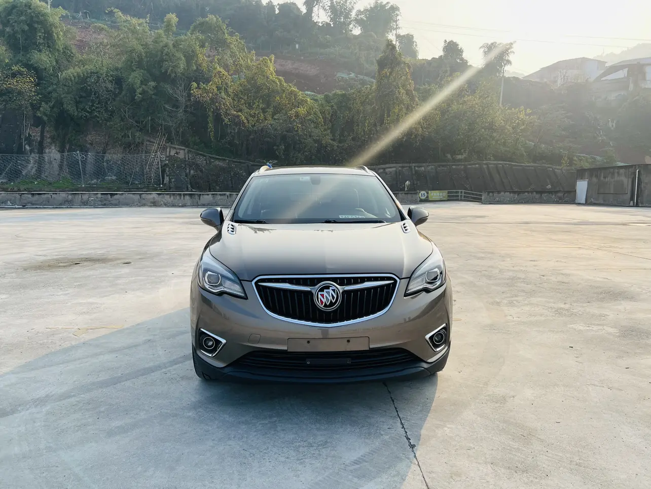 Buick Envision  из Китая