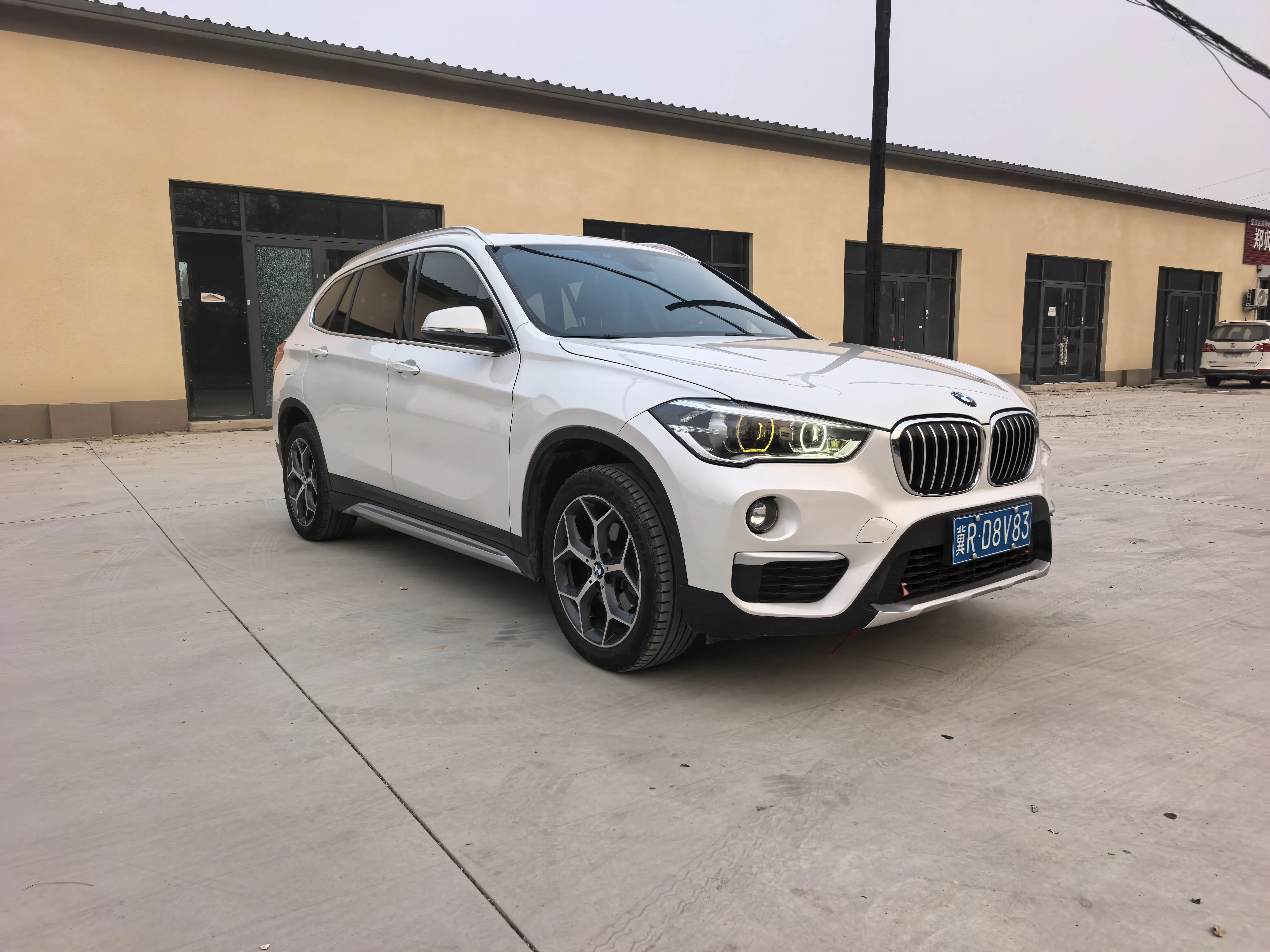 BMW X1