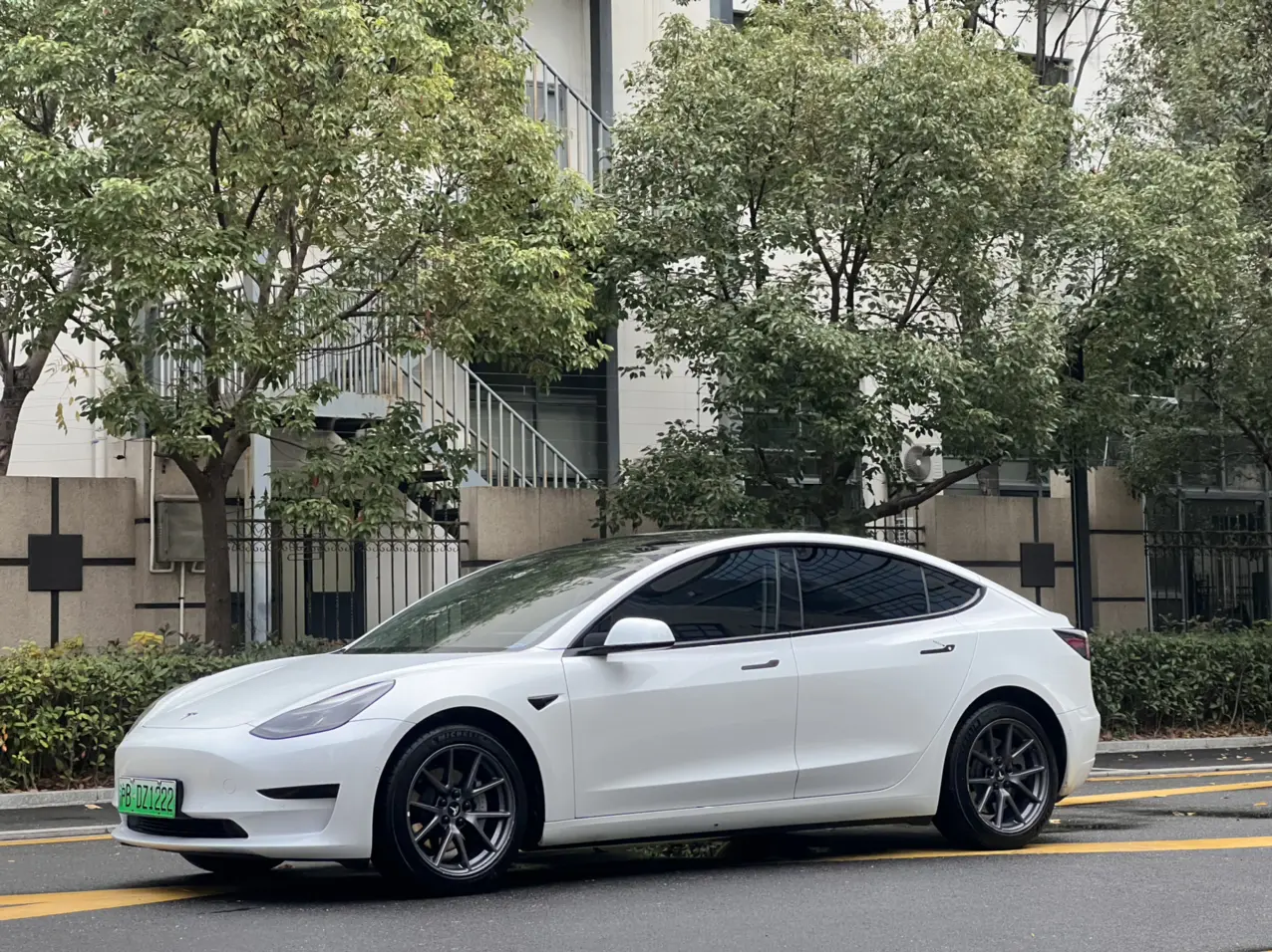 Tesla Model 3  из Китая