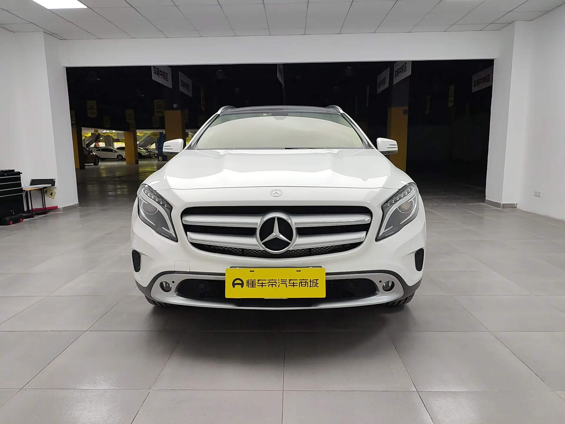 Mercedes-Benz GLA  из Китая