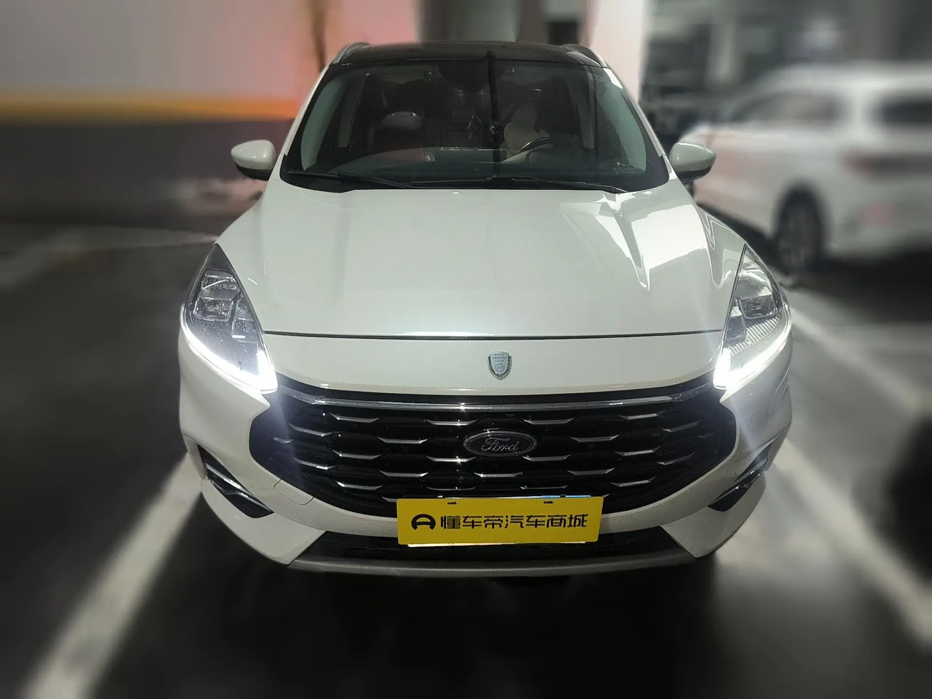 Ford Escape  из Китая