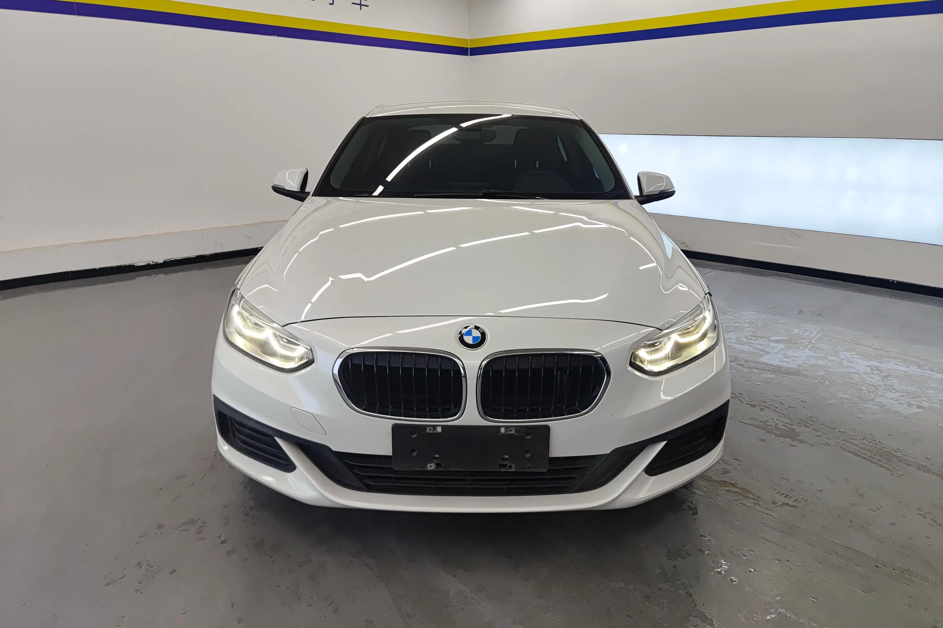 BMW 1 Series  из Китая