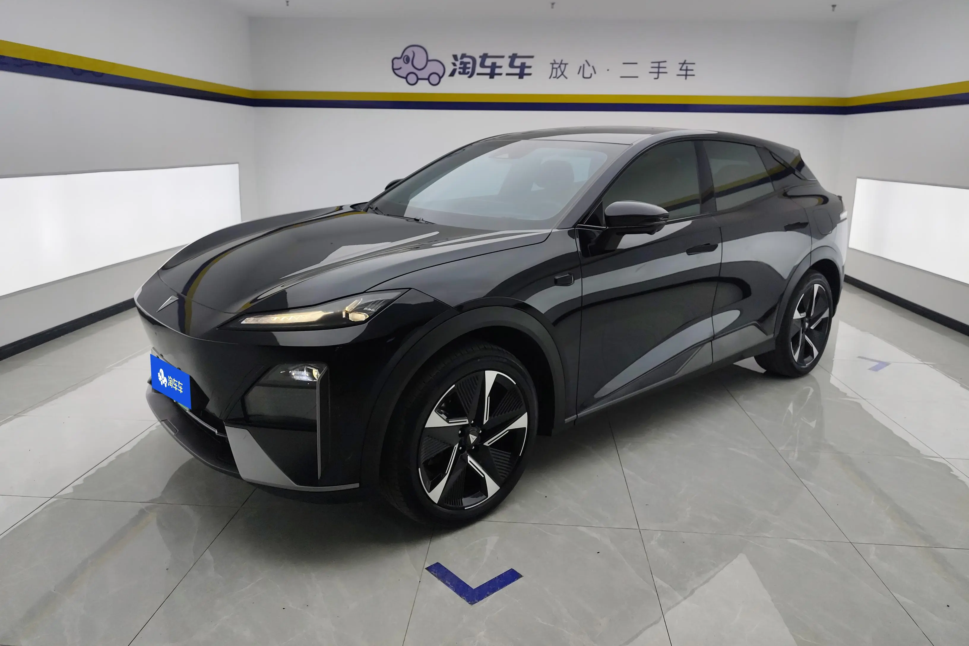 Deepal Dark blue S07  из Китая