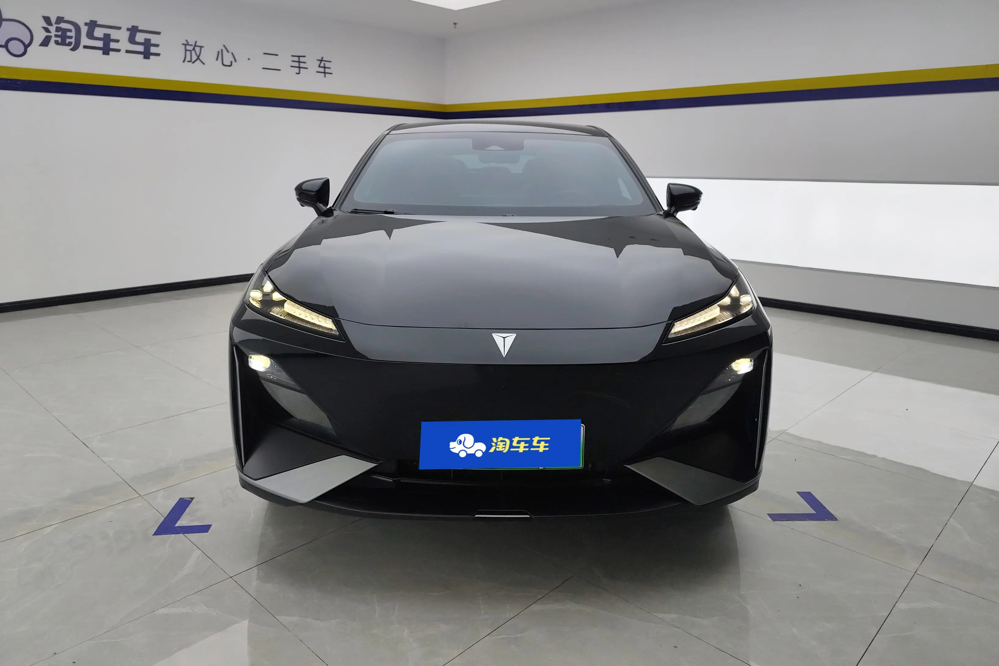 Deepal Dark blue S07  из Китая