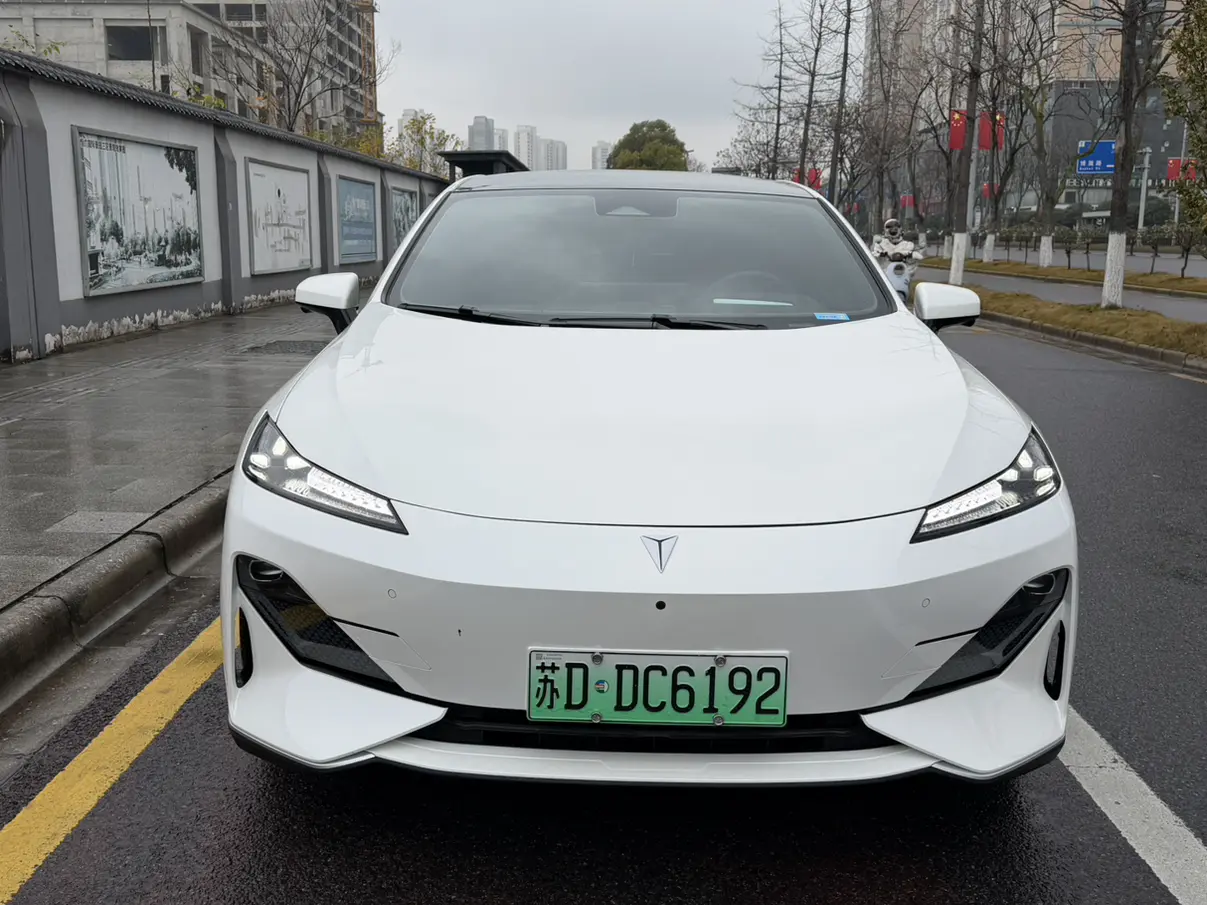 Deepal Dark blue SL03  из Китая