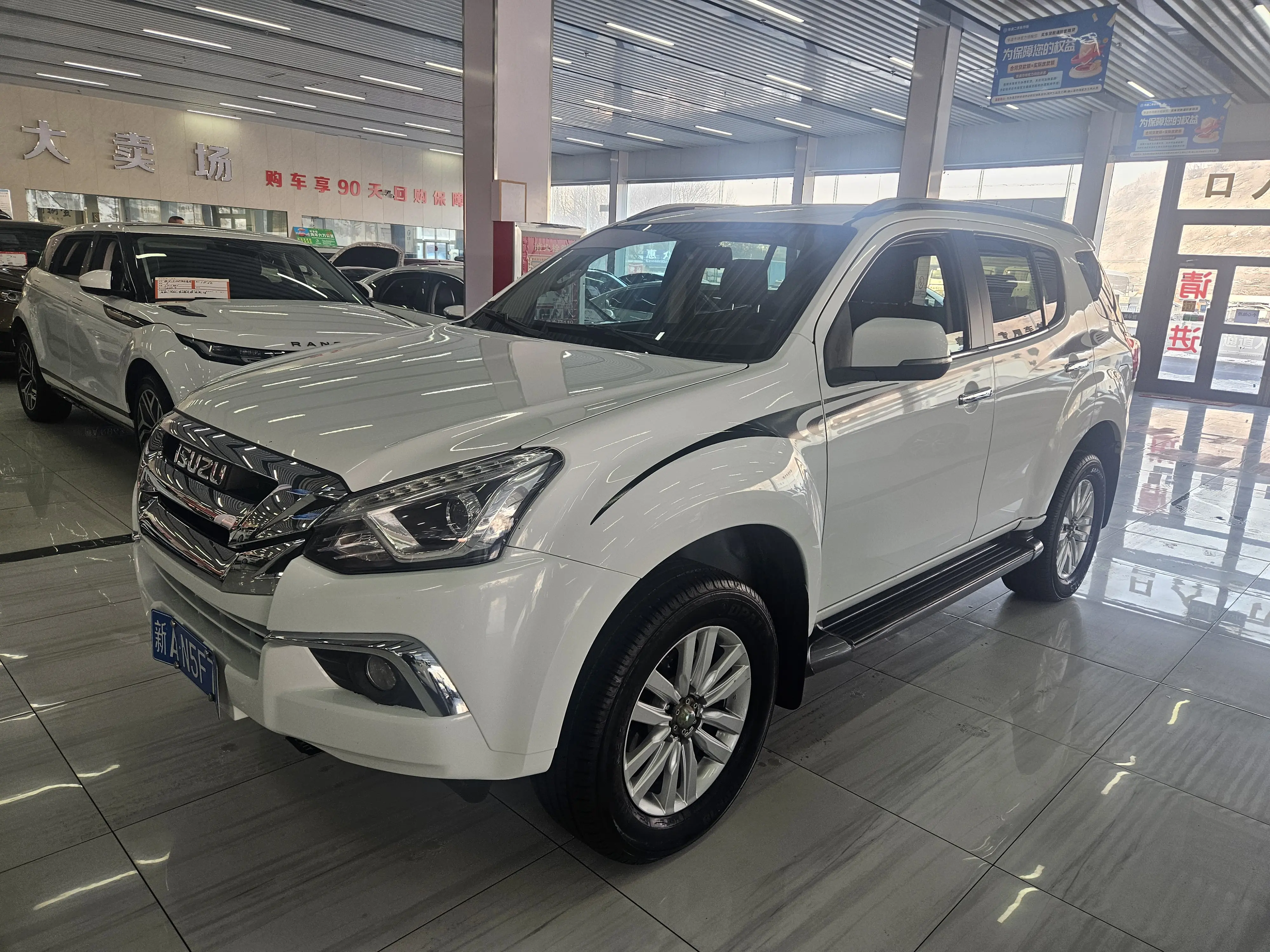 Isuzu Mu-X Shepherd  из Китая