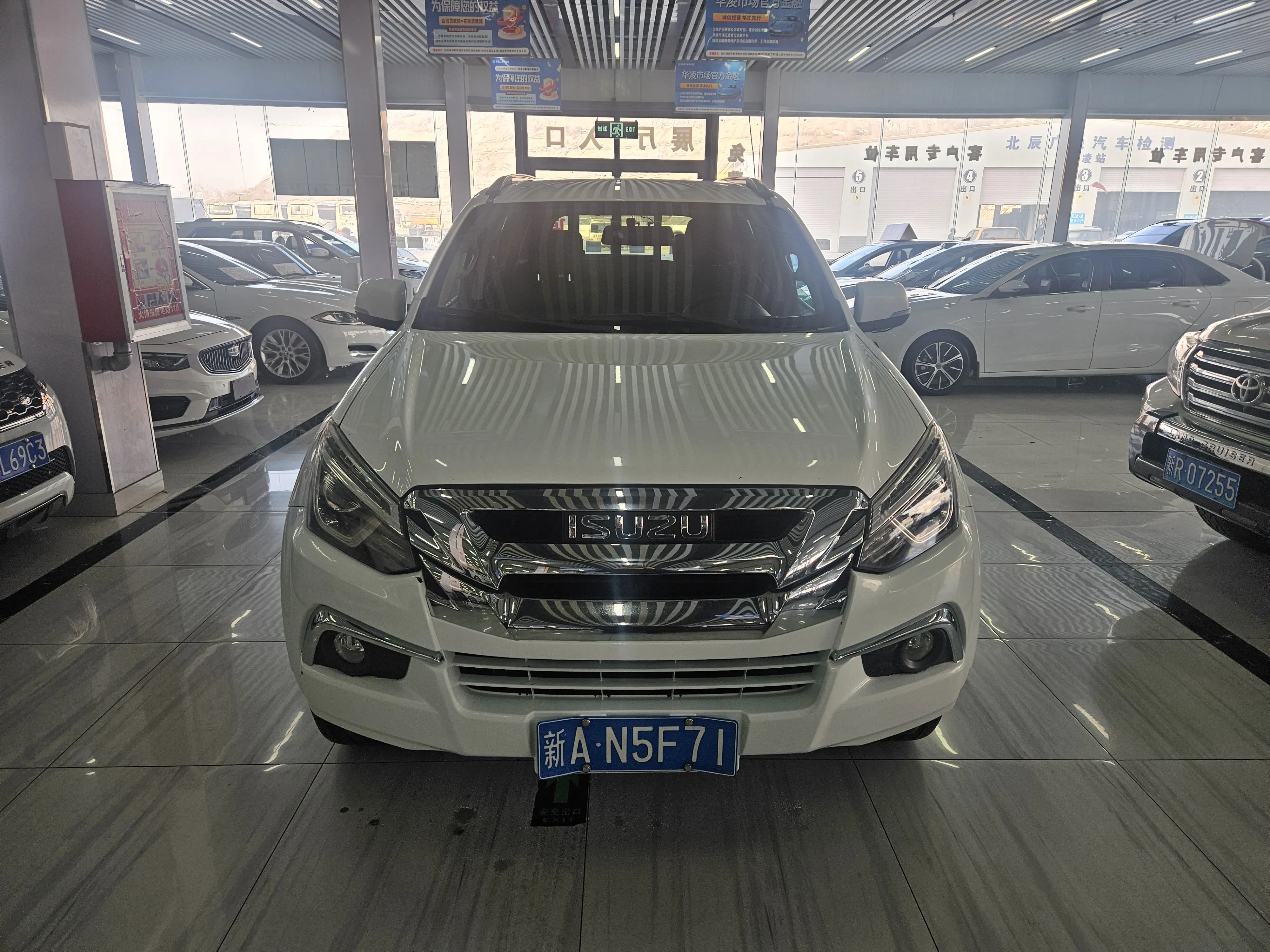 Isuzu Mu-X Shepherd  из Китая