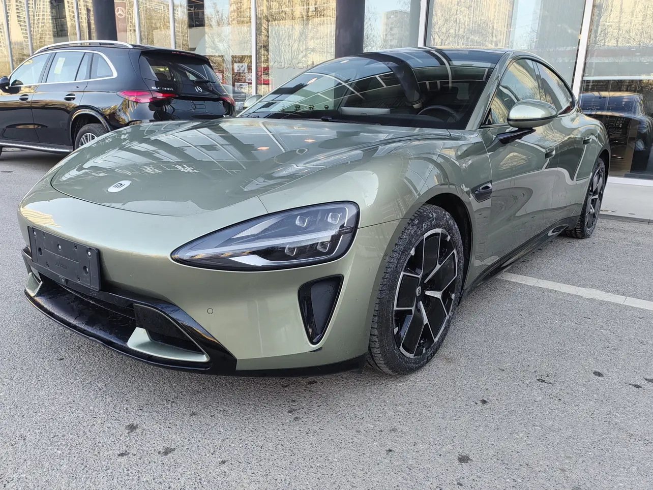 Xiaomi car Xiaomi SU7  из Китая