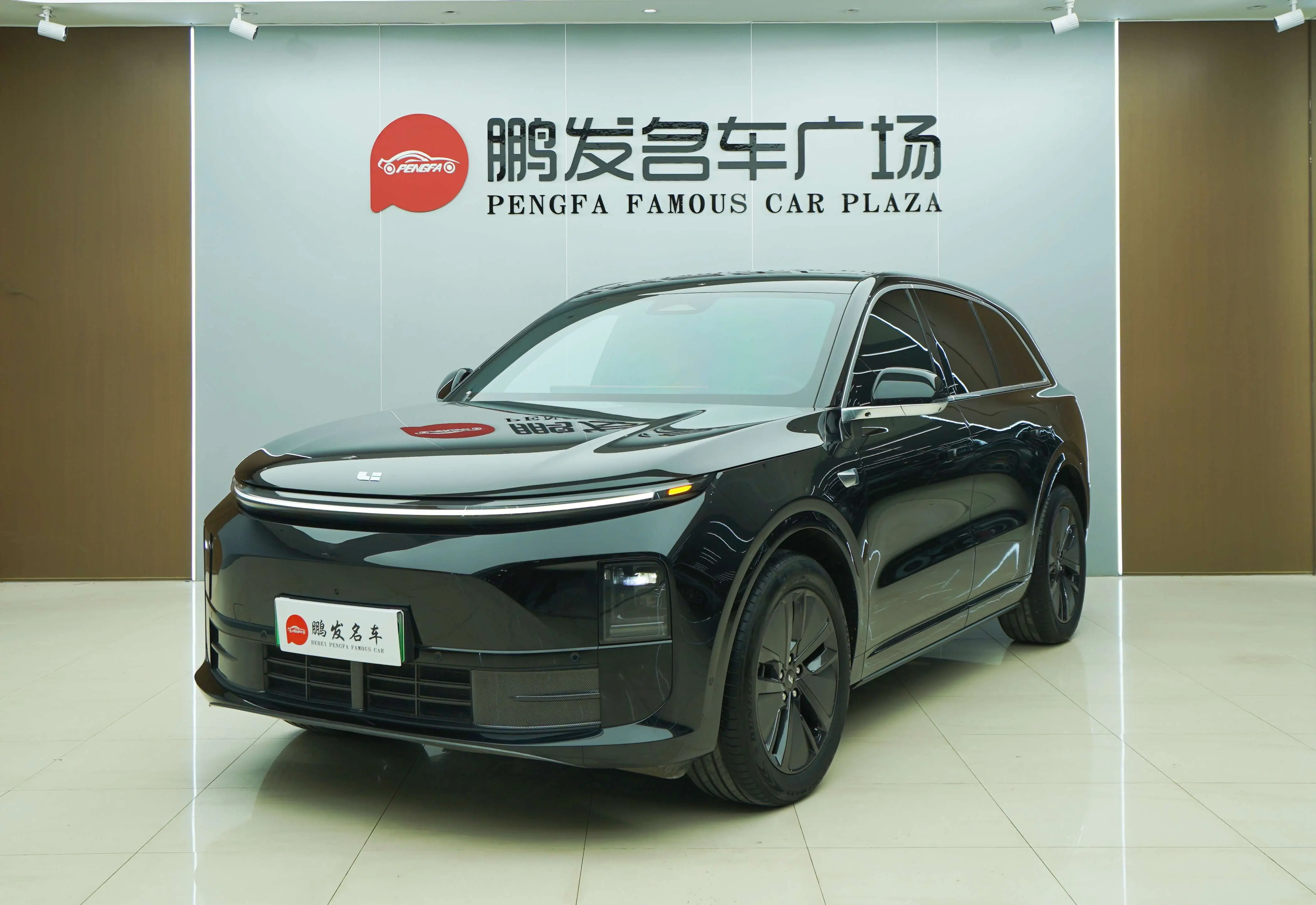 Li L6 (Ideal L6)  из Китая