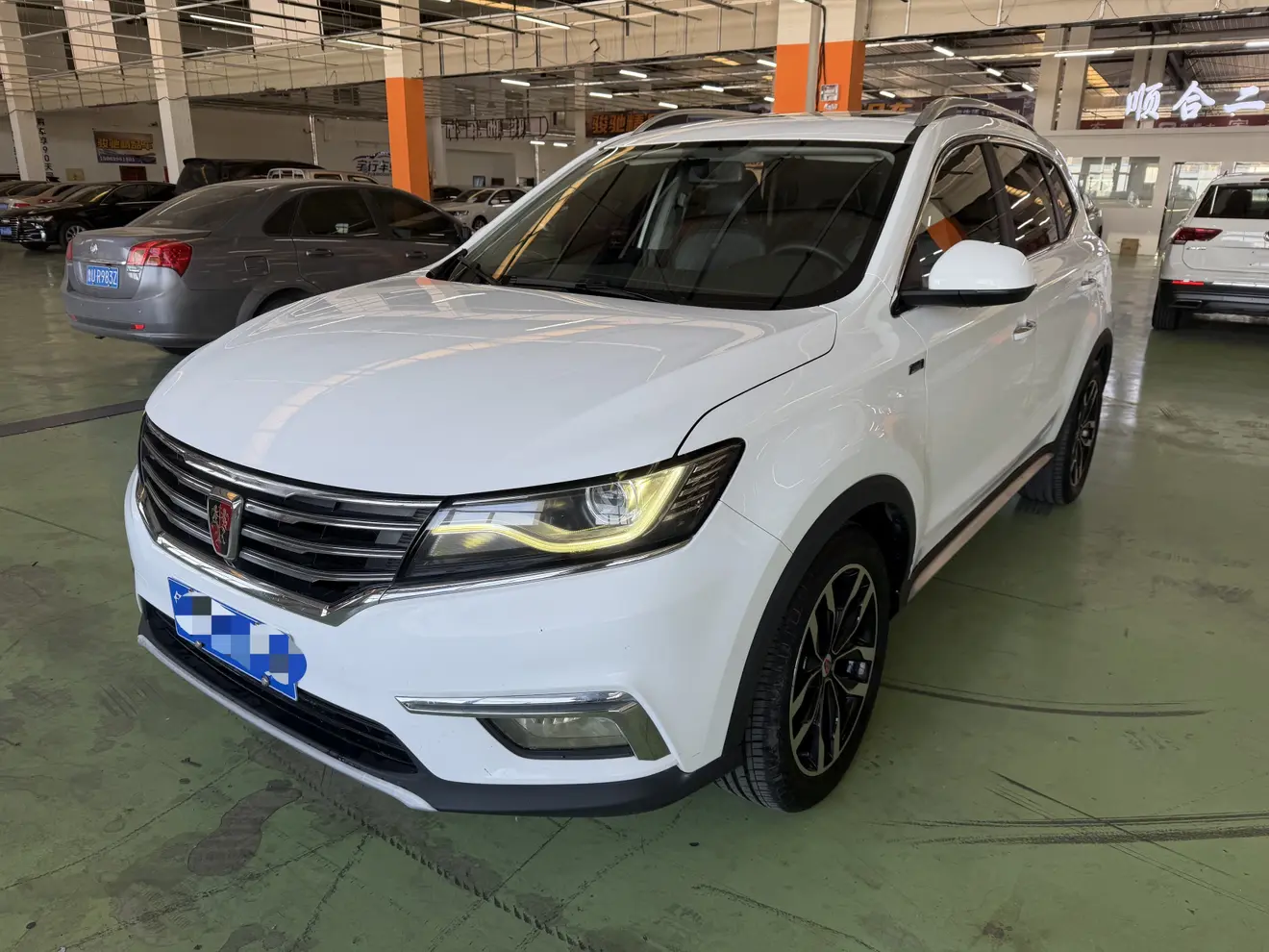 Roewe RX5  из Китая