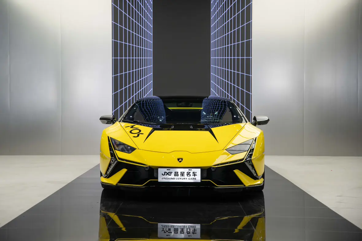 Lamborghini Huracán  из Китая