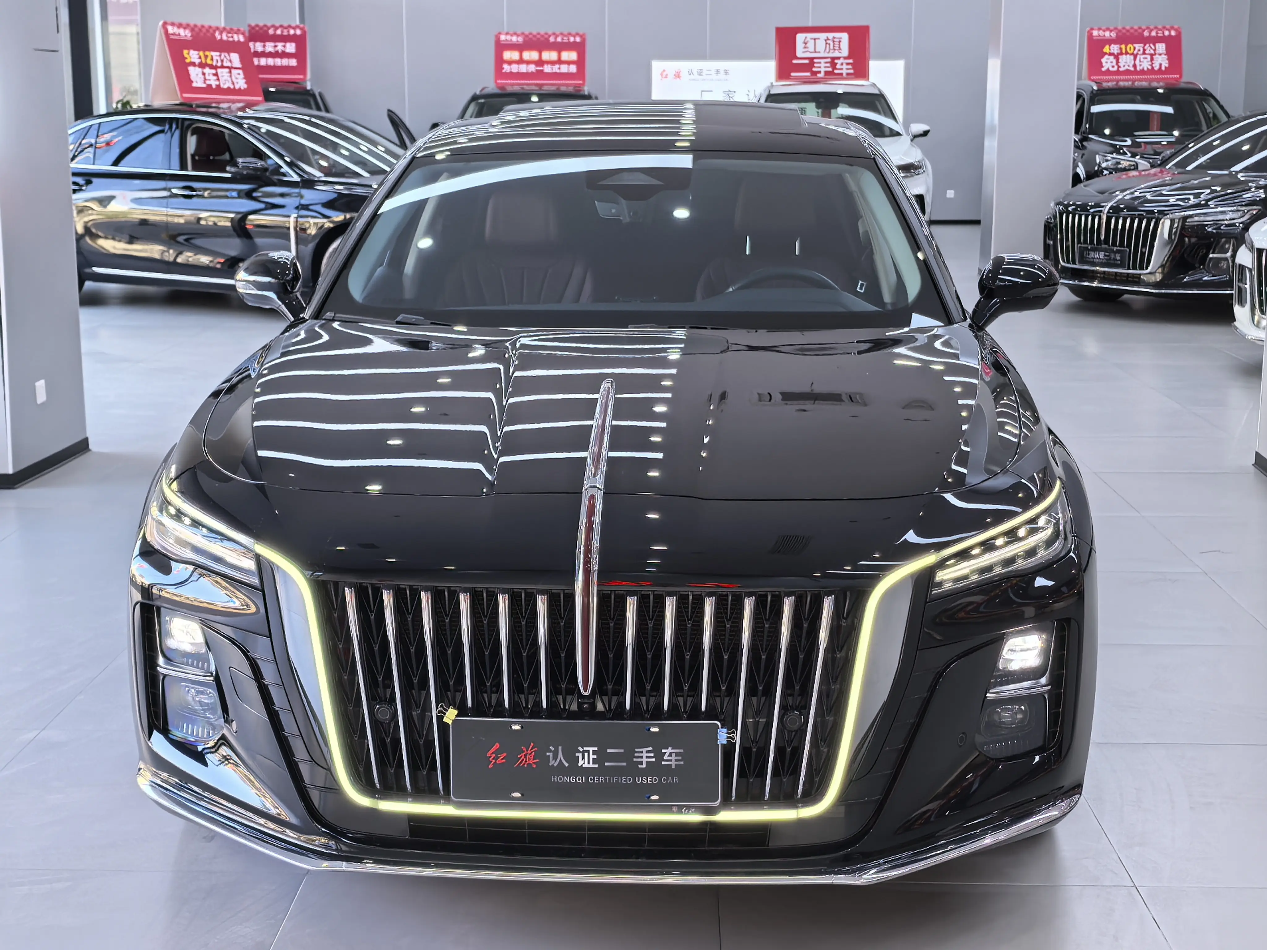 Hongqi H5  из Китая