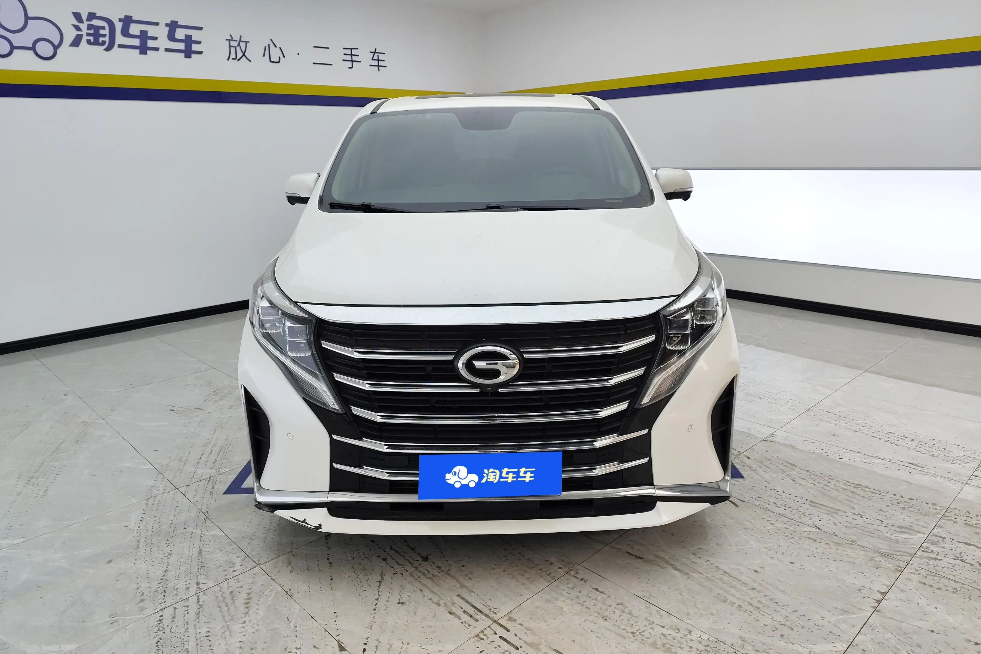 GAC Trumpchi M8  из Китая
