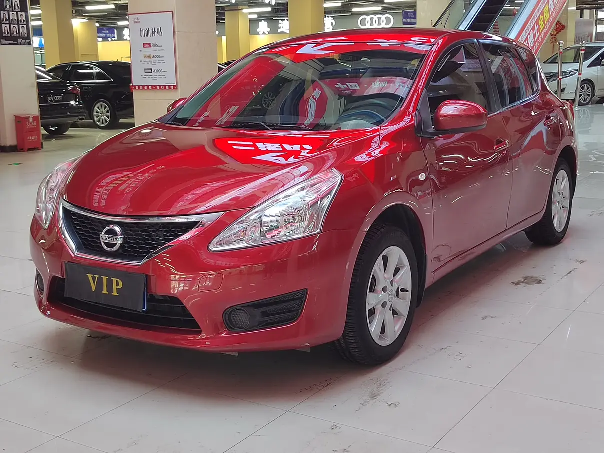 Nissan Tiida  из Китая