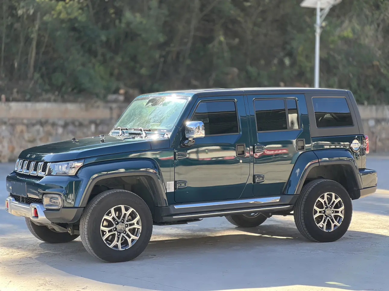 BAIC Beijing Off-road BJ40  из Китая