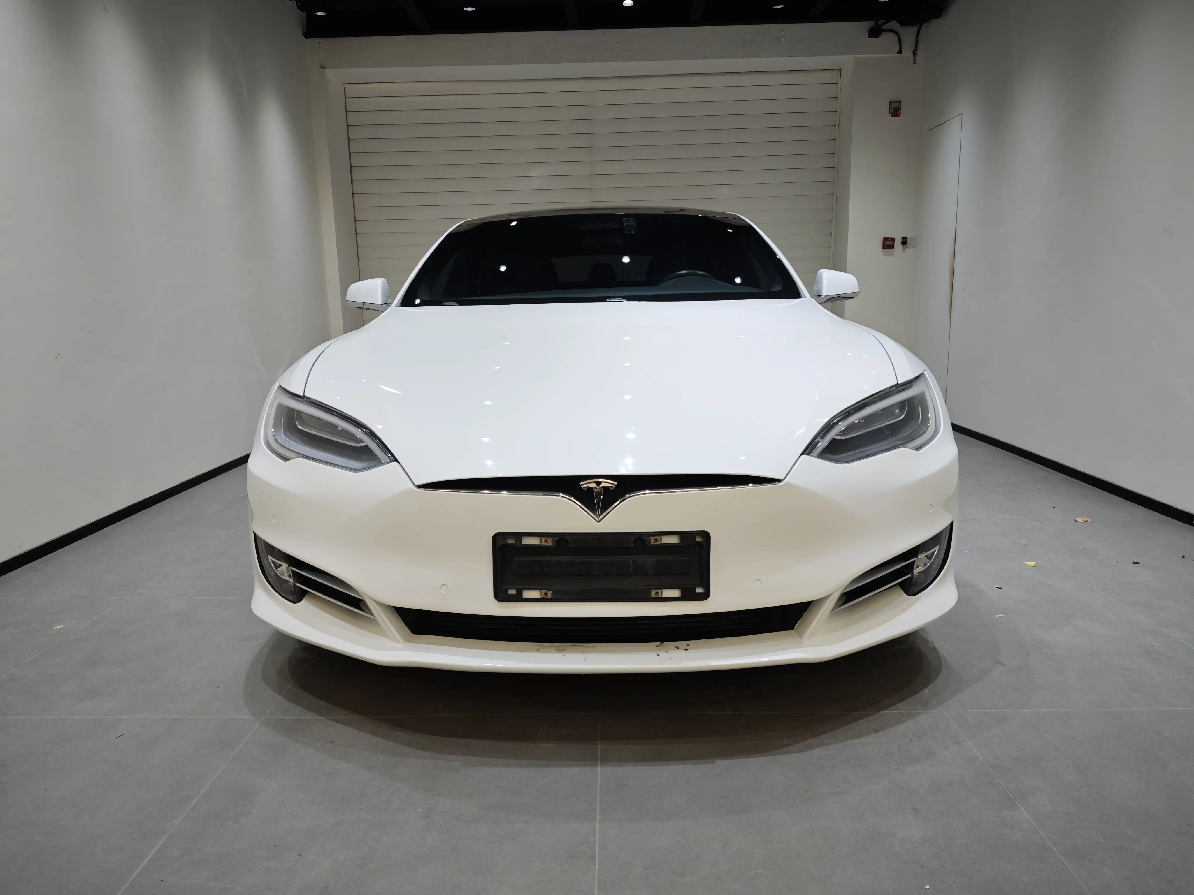 Tesla Model S  из Китая