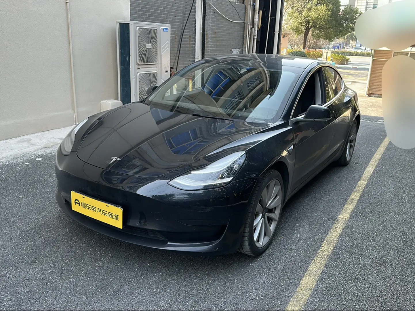 Tesla Model 3  из Китая