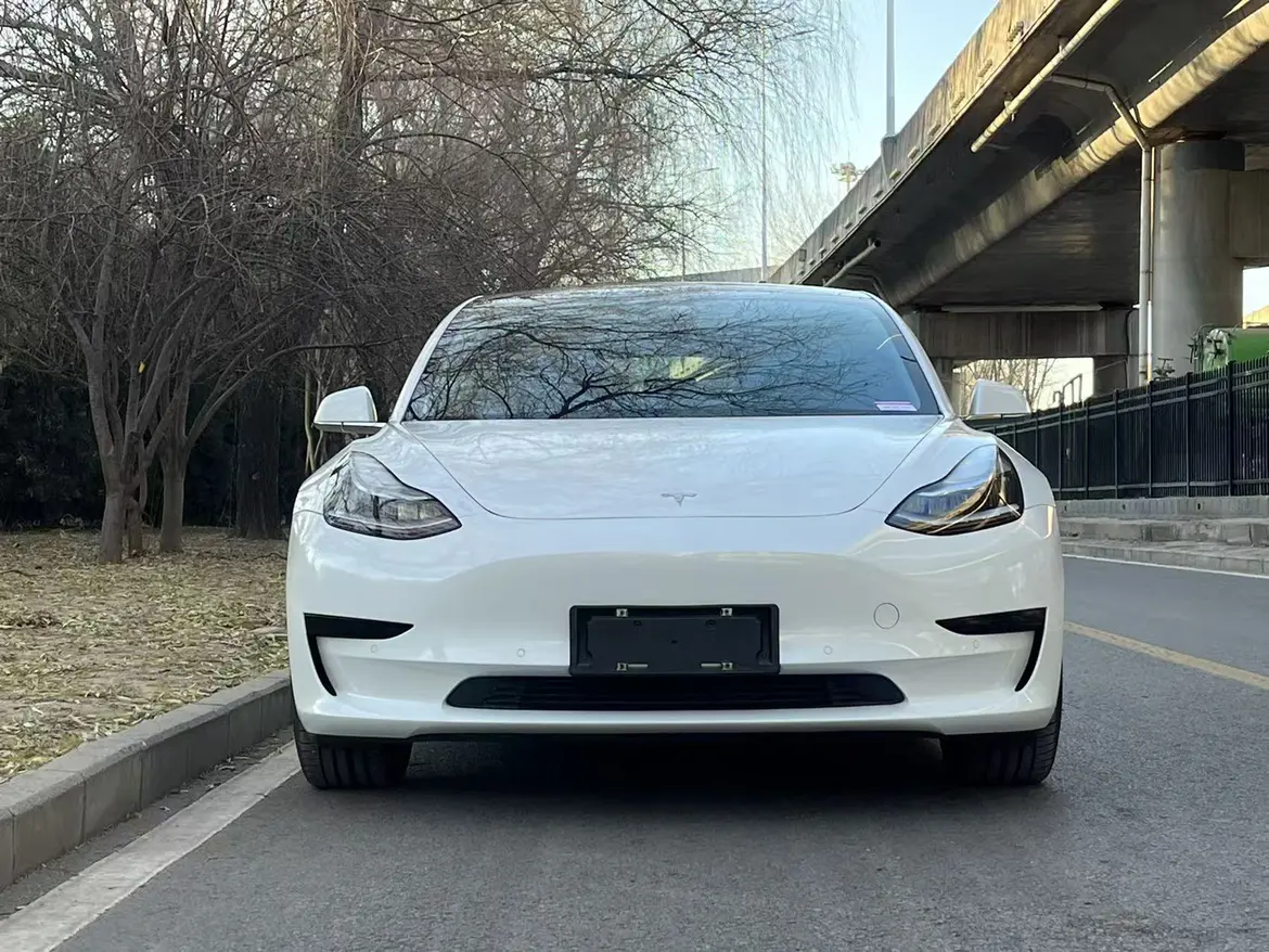 Tesla Model 3  из Китая