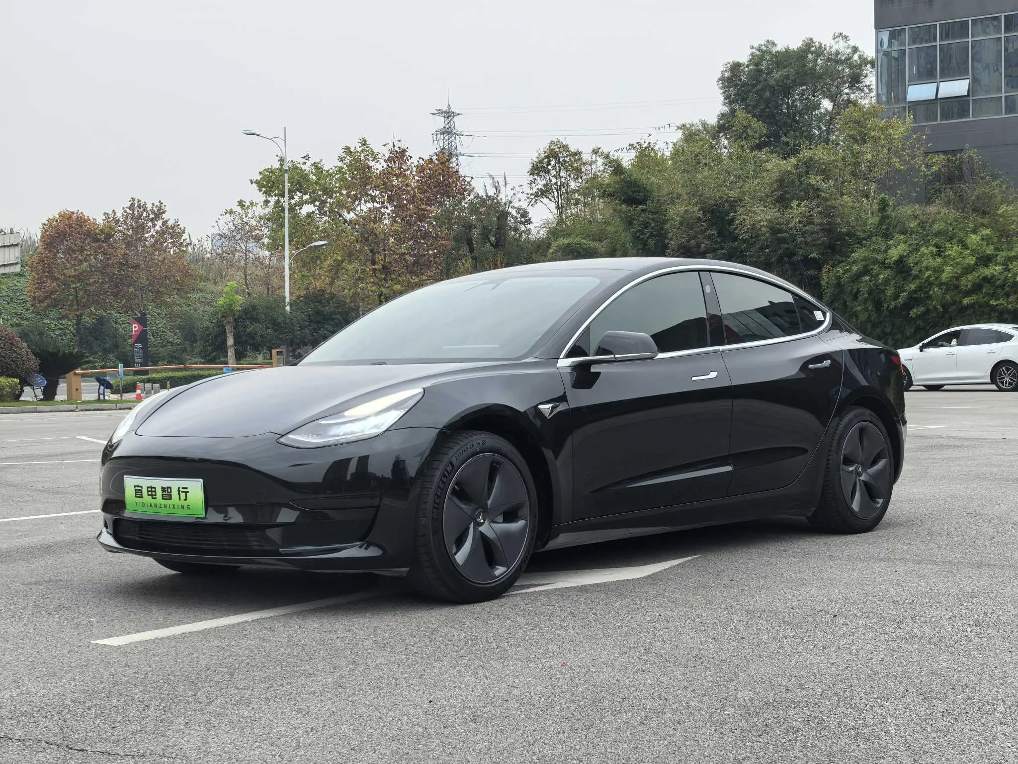 Tesla Model 3  из Китая