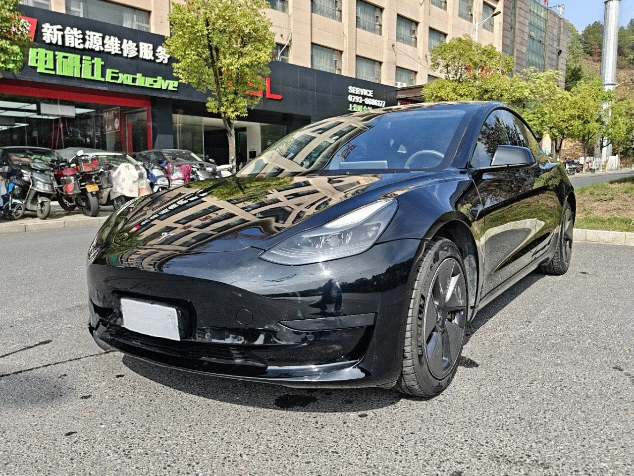 Tesla Model 3  из Китая