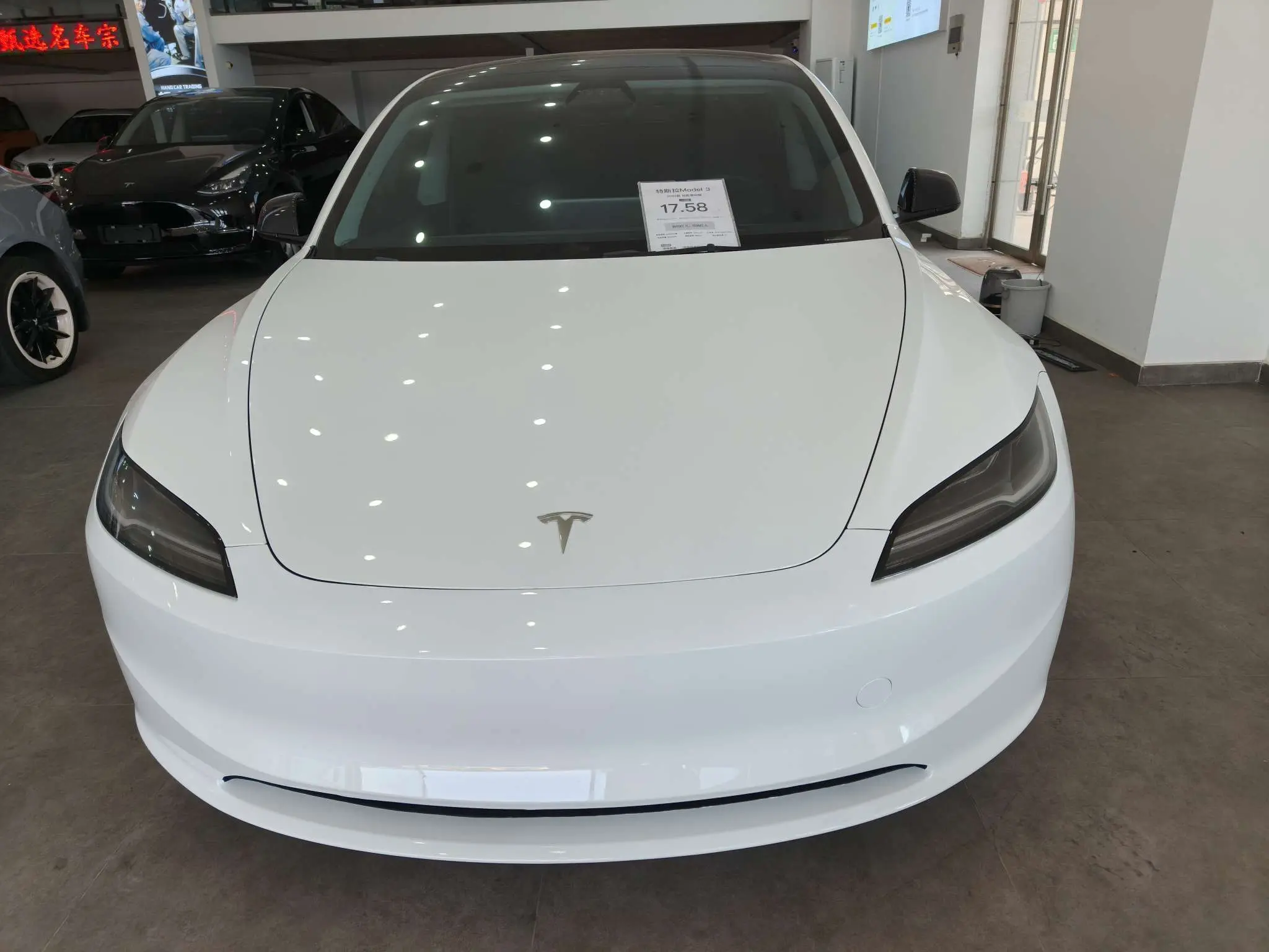 Tesla Model 3  из Китая
