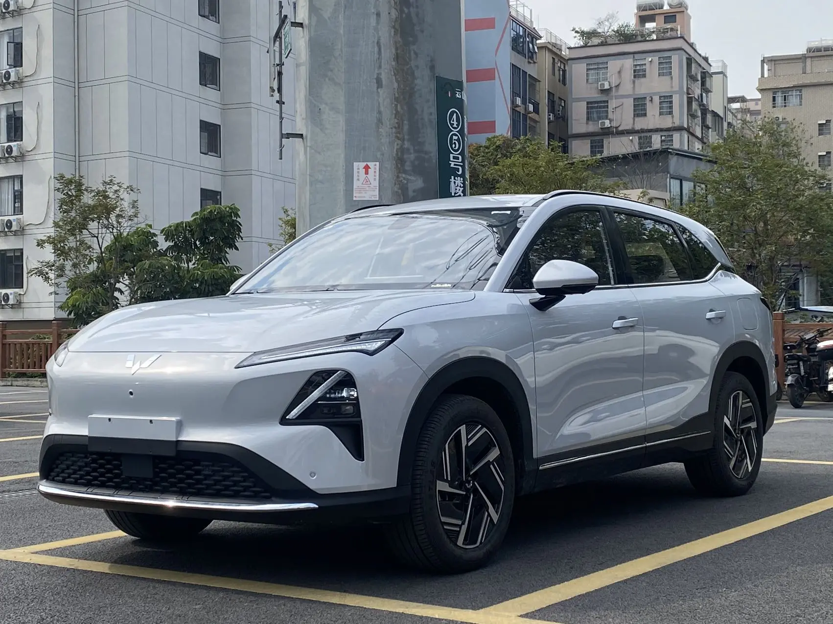 Wuling Starlight S EV  из Китая