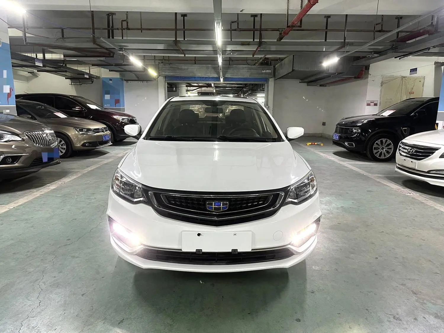 Geely Vision  из Китая